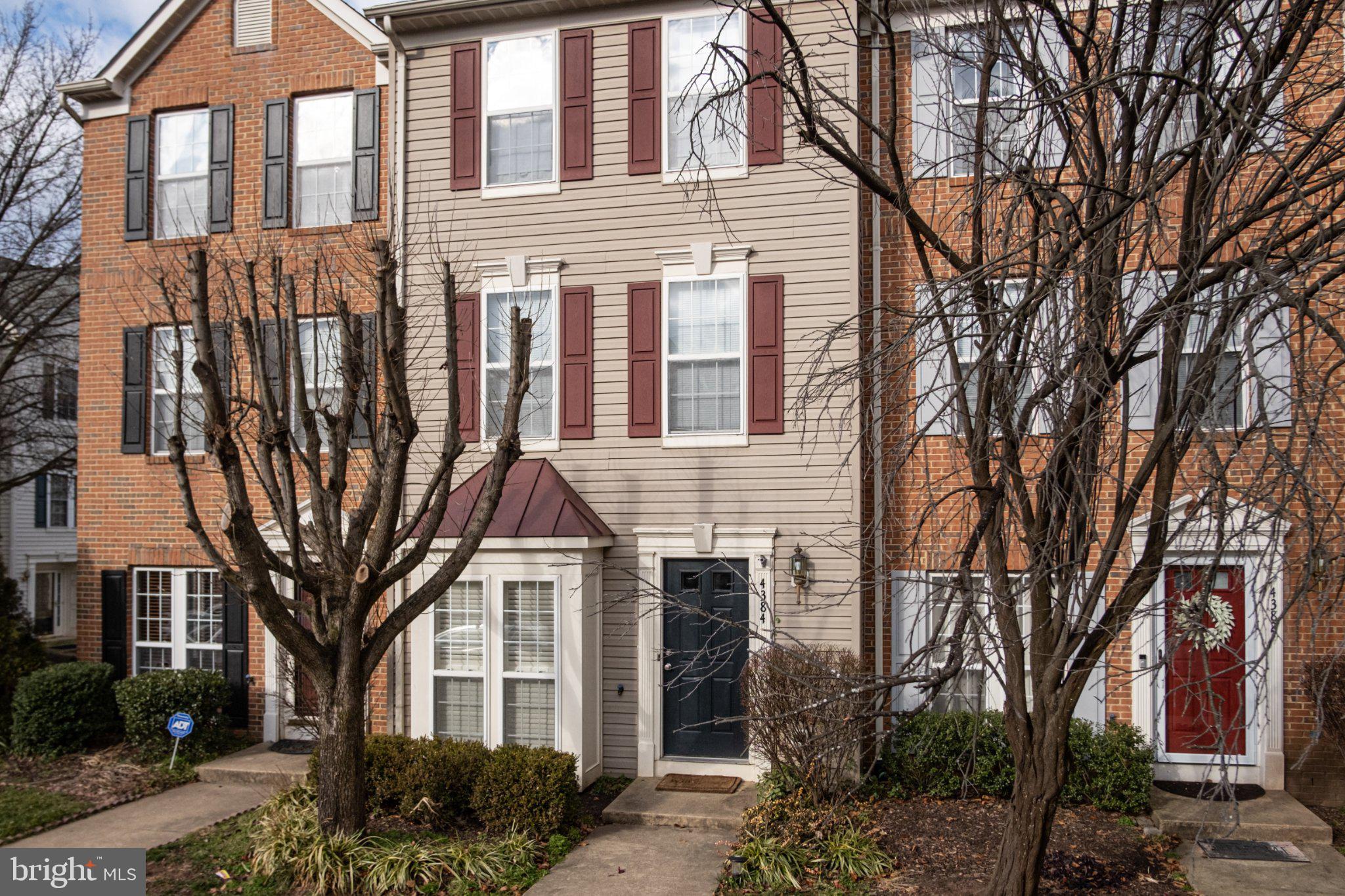4384 SUTLER HILL SQUARE