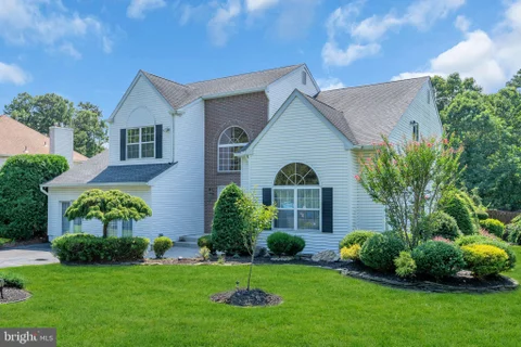 494 Meadowood Road, Jackson, NJ MLS: NJOC2043666