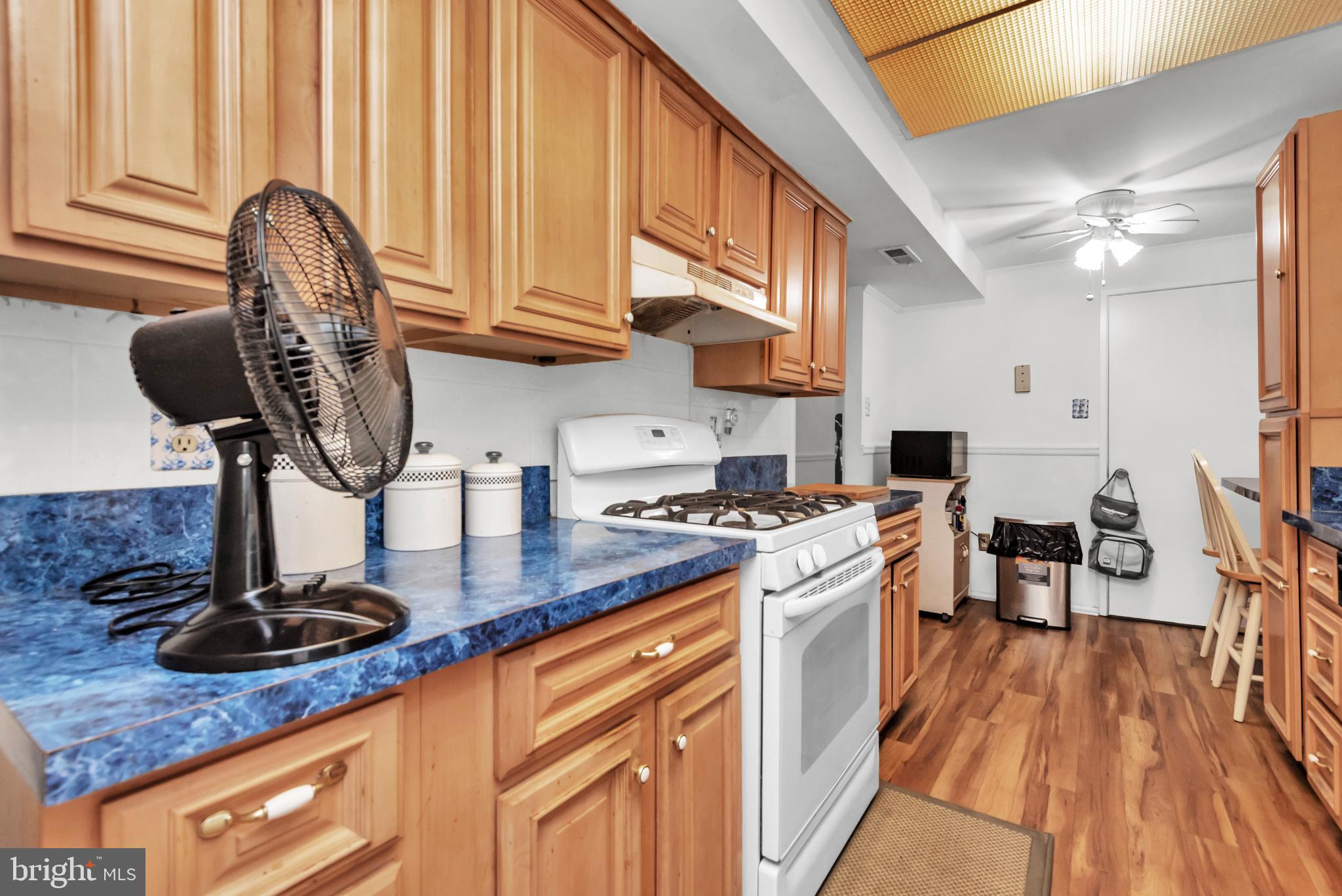 PINES CONDOMINIUM - Residential