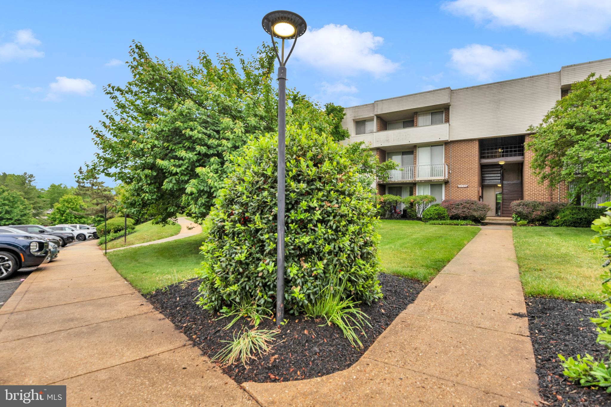 PINES CONDOMINIUM - Residential