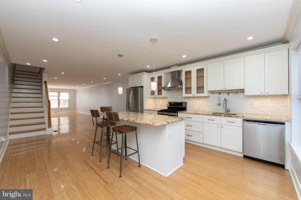 1403 S 20TH ST, PHILADELPHIA, PA 19146 - Image 72b43ff96113a8ecee6eaee300cb922c/2537832830