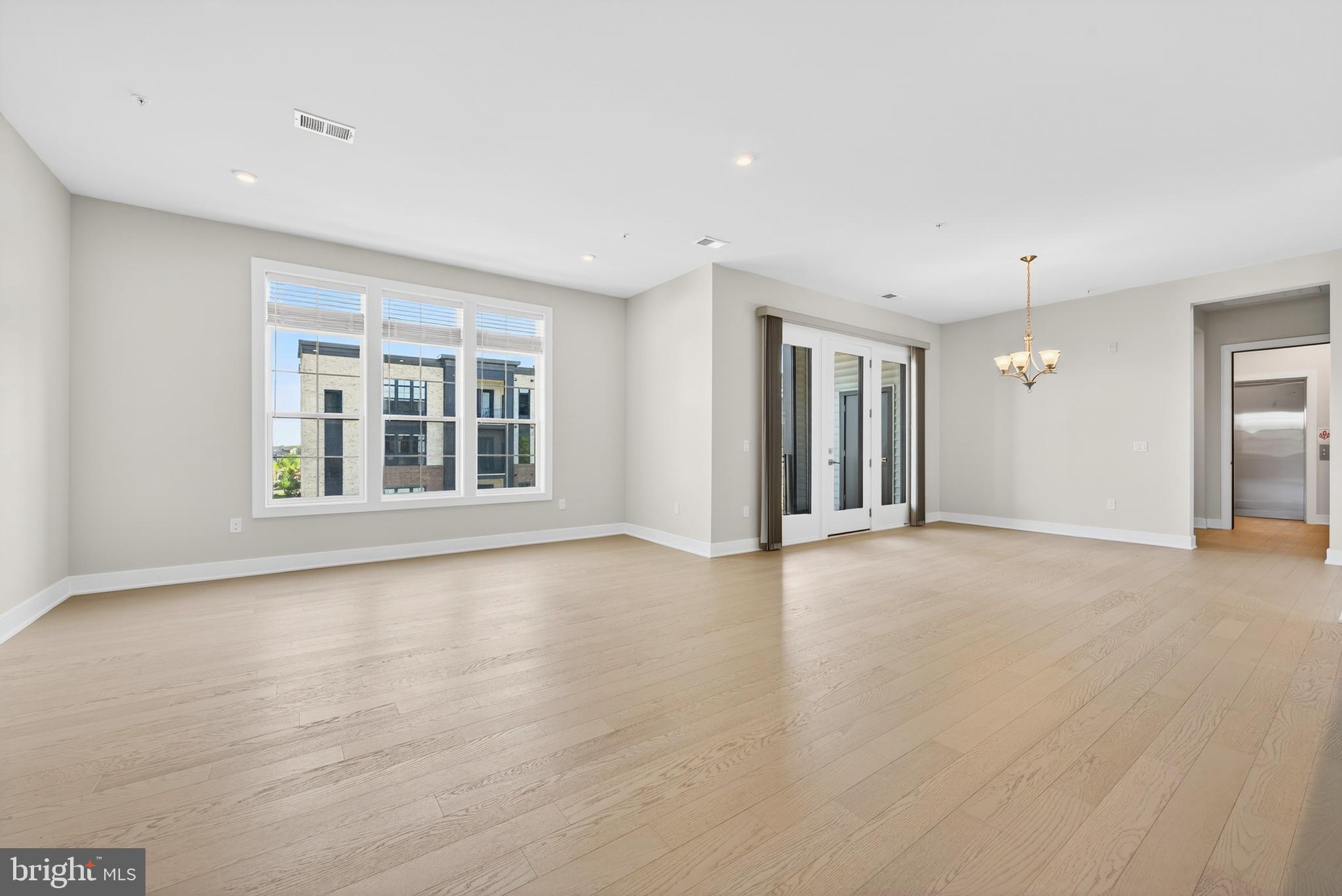 METRO WALK AT MOOREFIELD STATION - Residential
