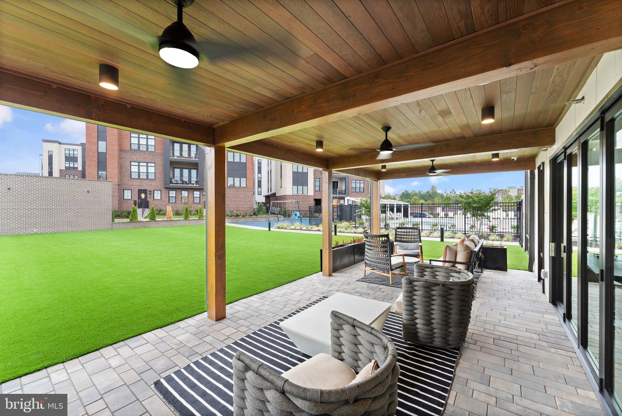 METRO WALK AT MOOREFIELD STATION - Residential