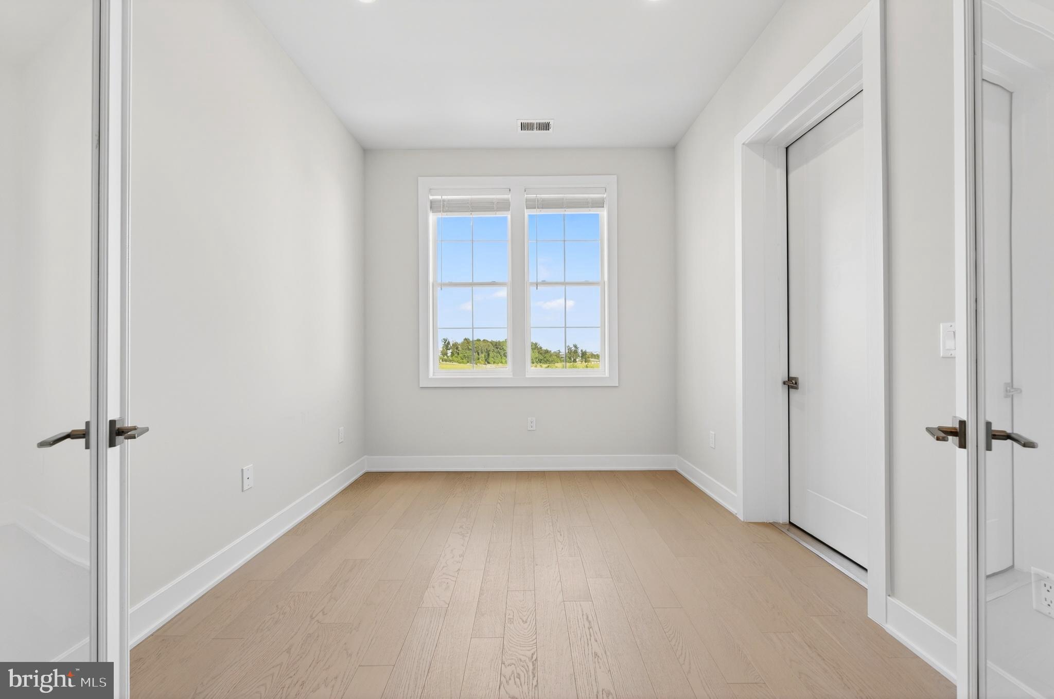 METRO WALK AT MOOREFIELD STATION - Residential