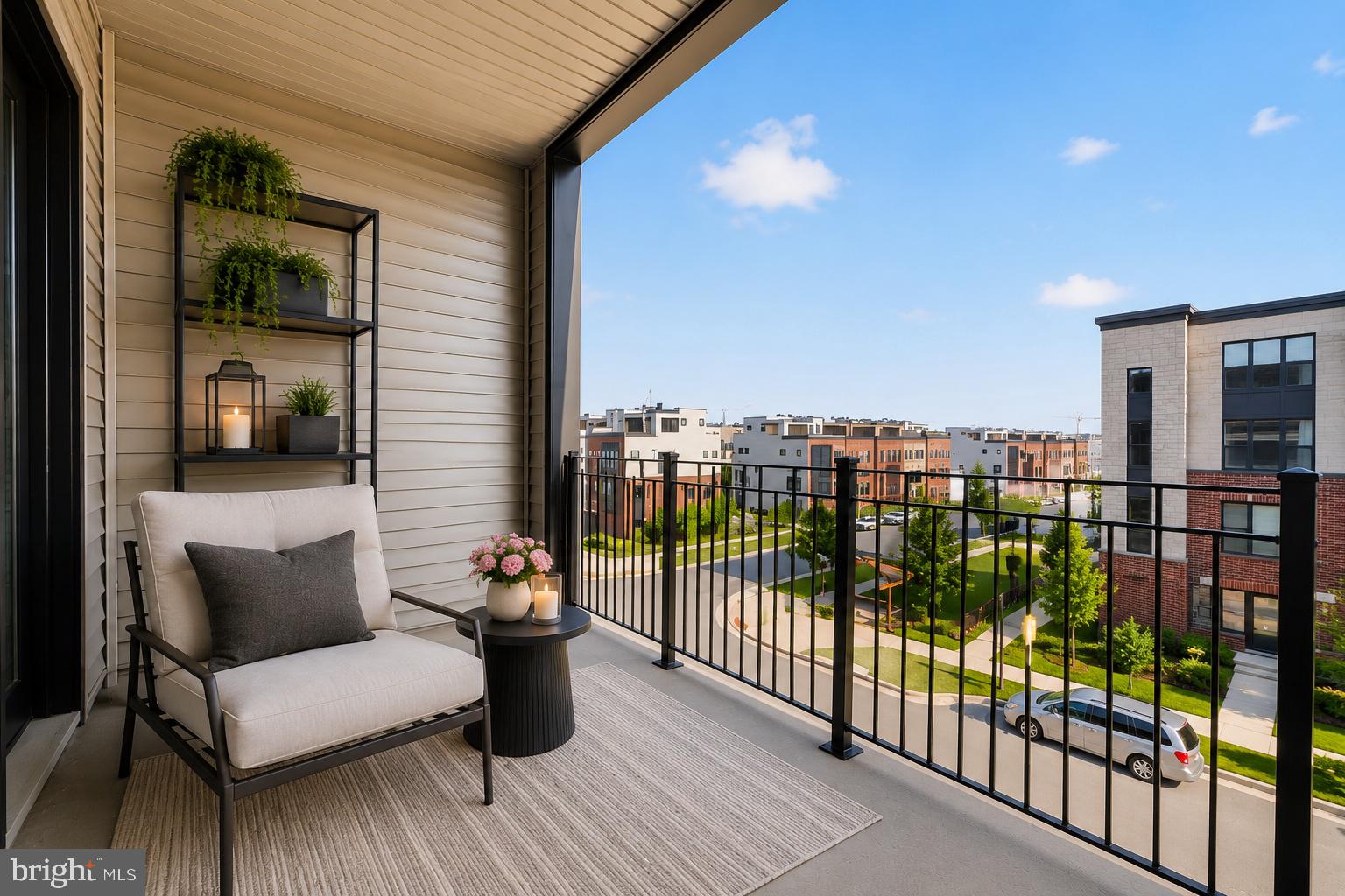 METRO WALK AT MOOREFIELD STATION - Residential