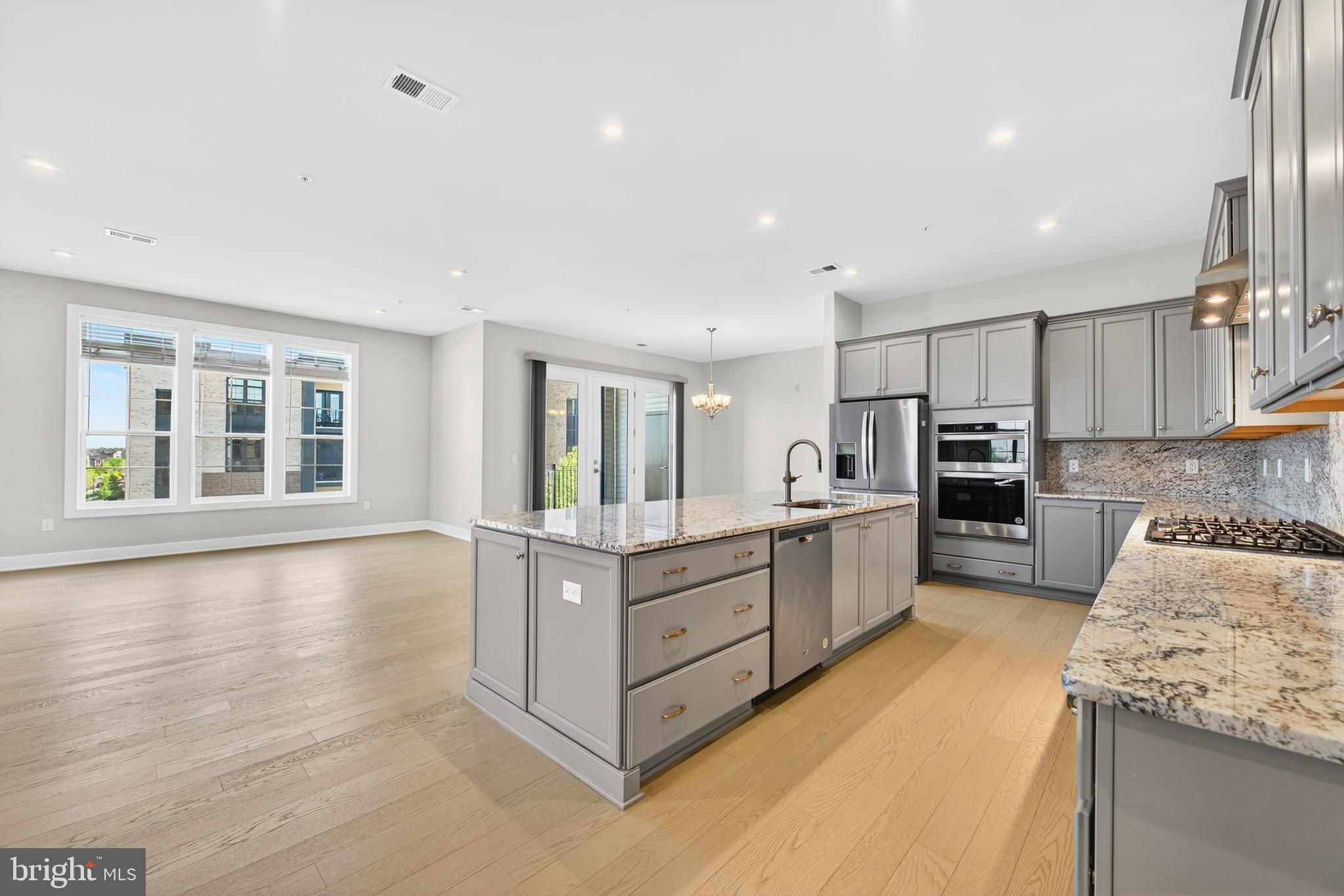 METRO WALK AT MOOREFIELD STATION - Residential