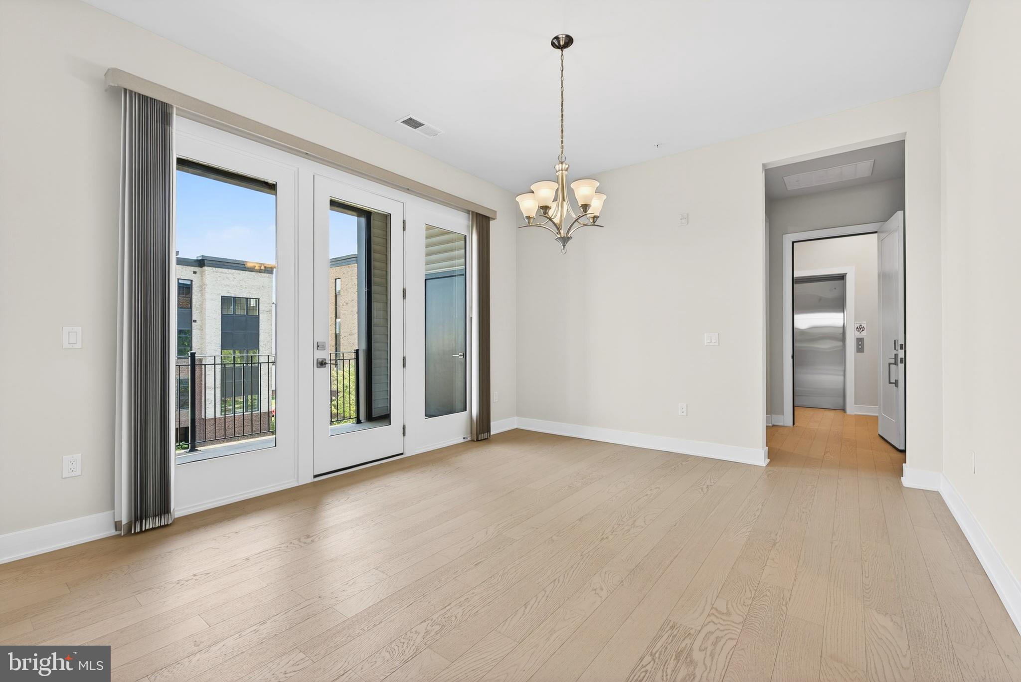 METRO WALK AT MOOREFIELD STATION - Residential