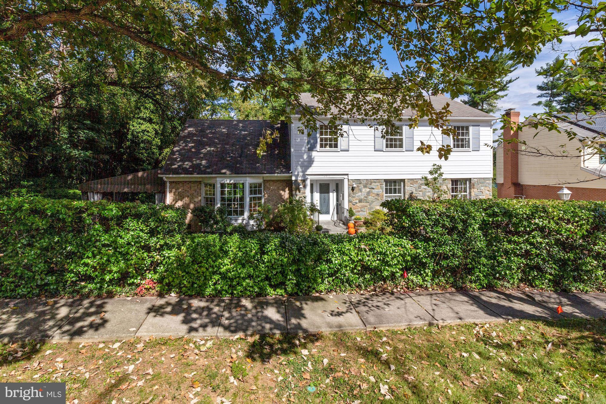 MAPLEWOOD - Residential