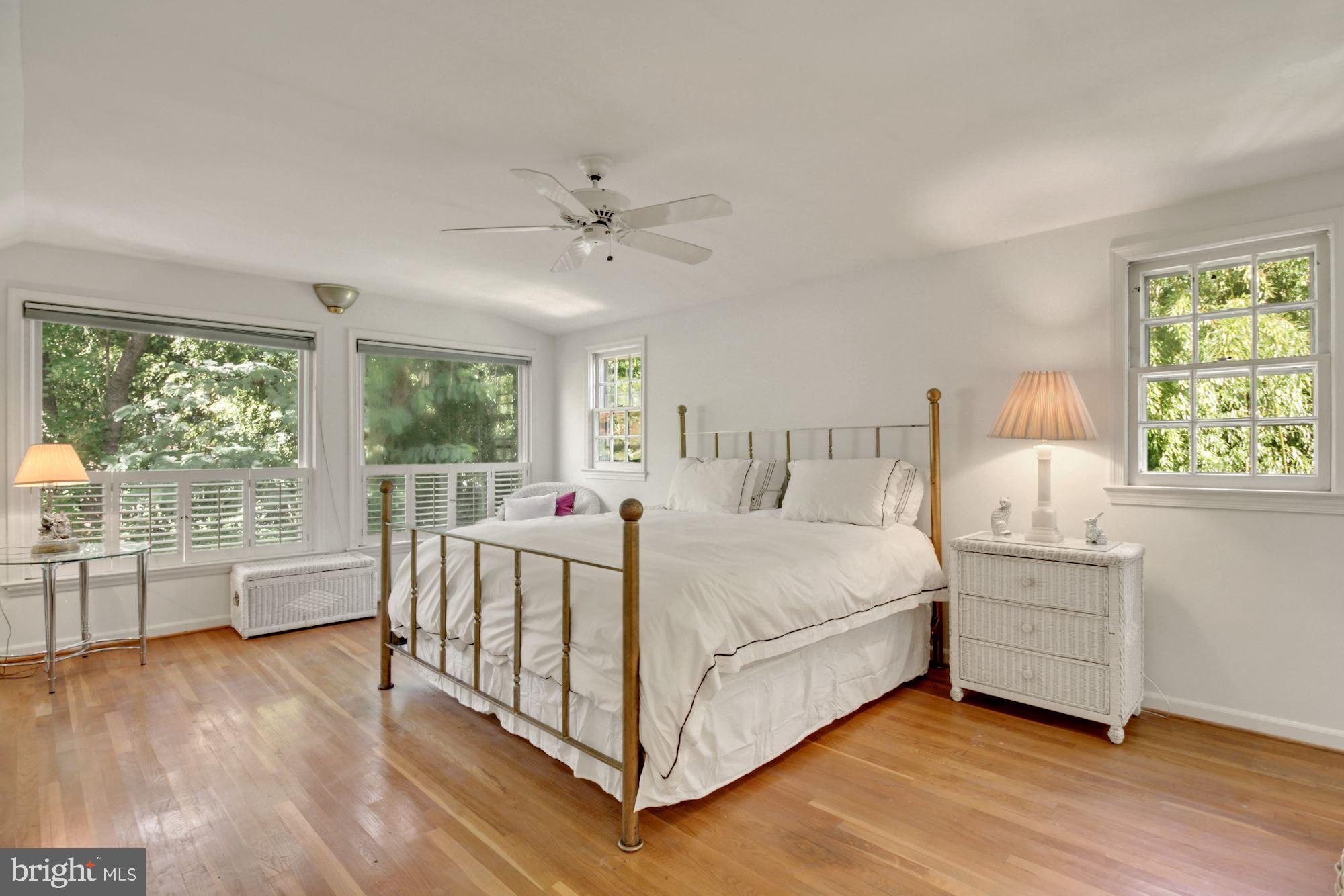 MAPLEWOOD - Residential