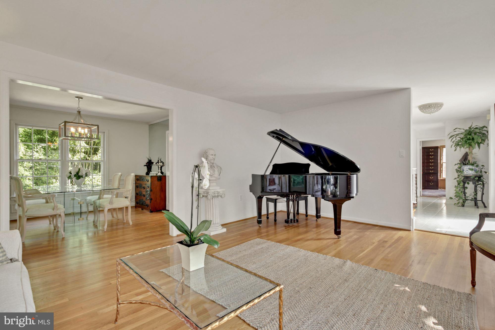 MAPLEWOOD - Residential