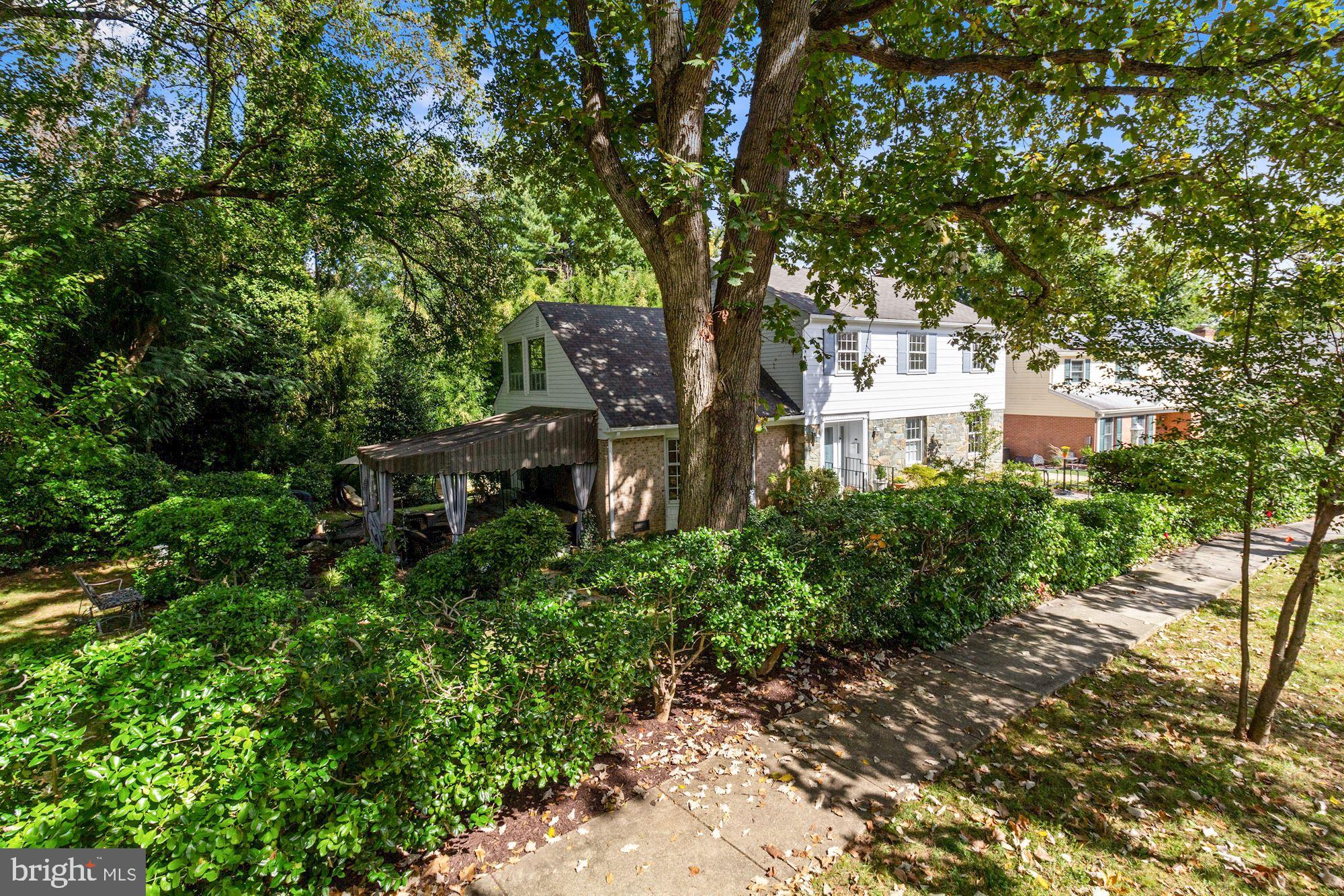 MAPLEWOOD - Residential