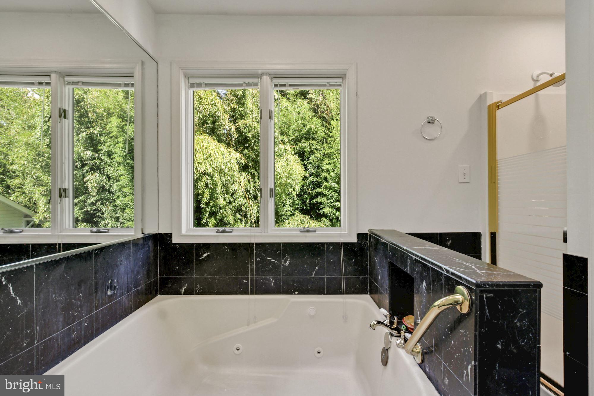 MAPLEWOOD - Residential