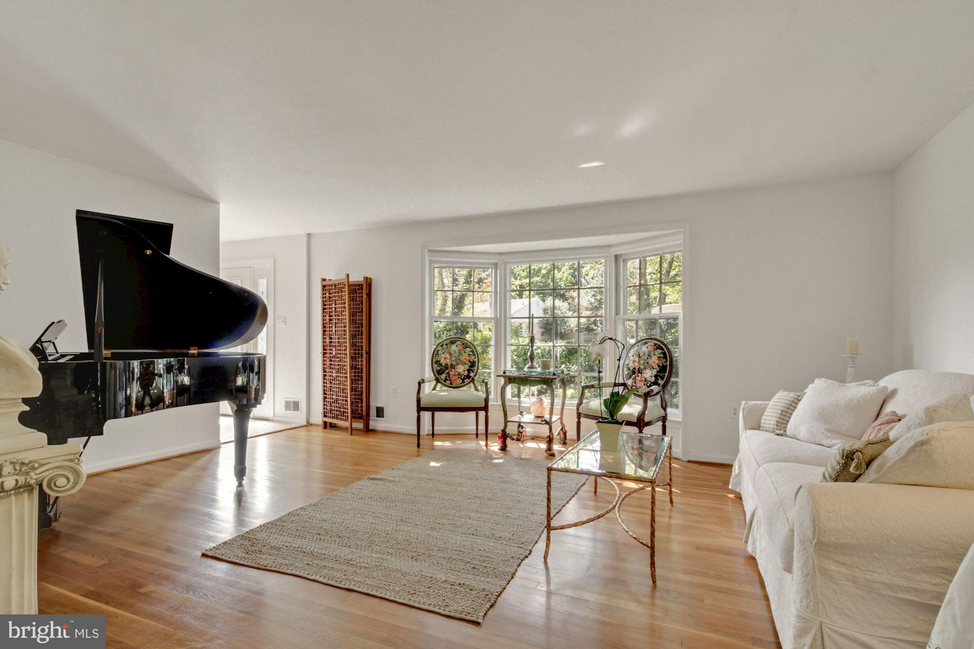 MAPLEWOOD - Residential