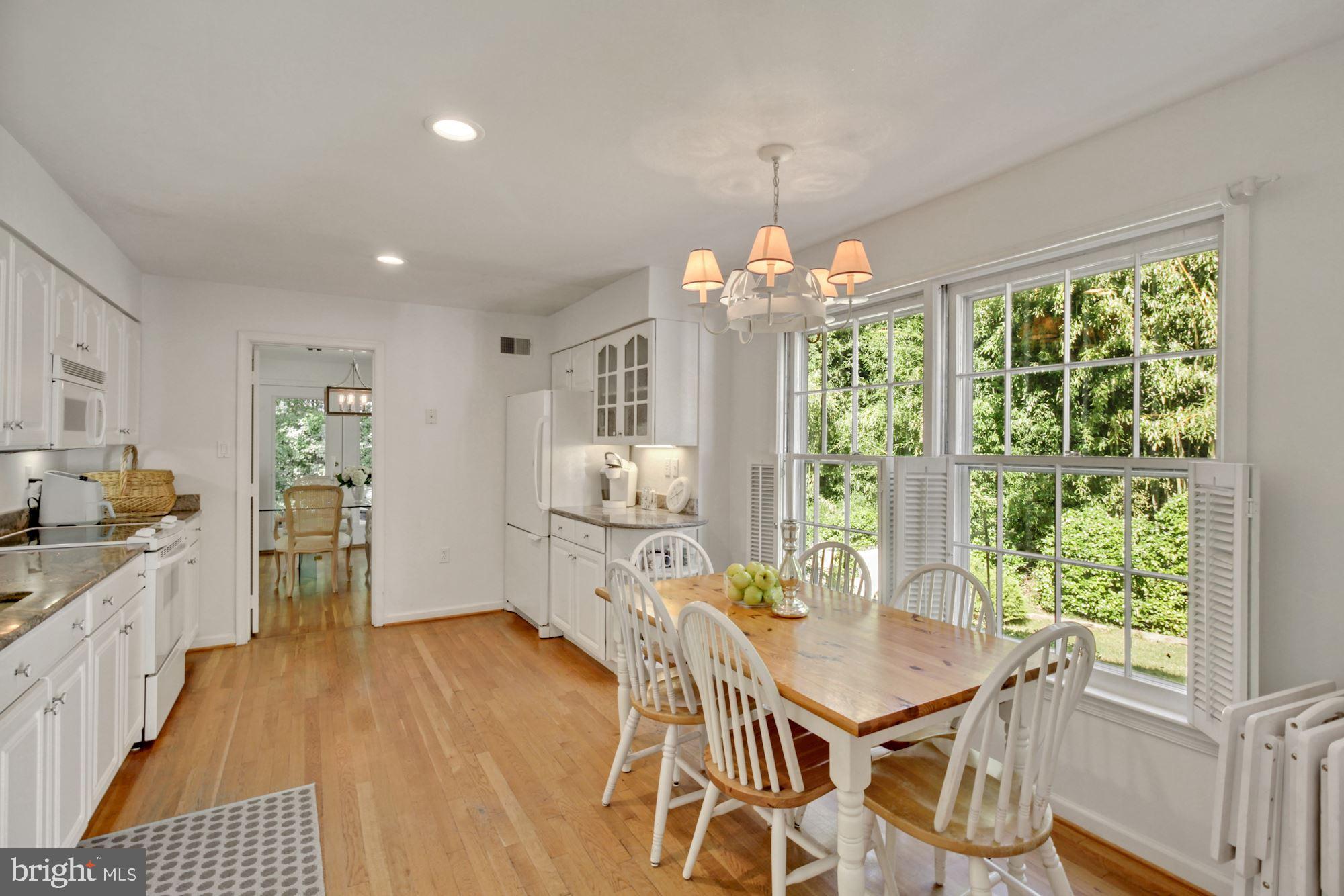 MAPLEWOOD - Residential