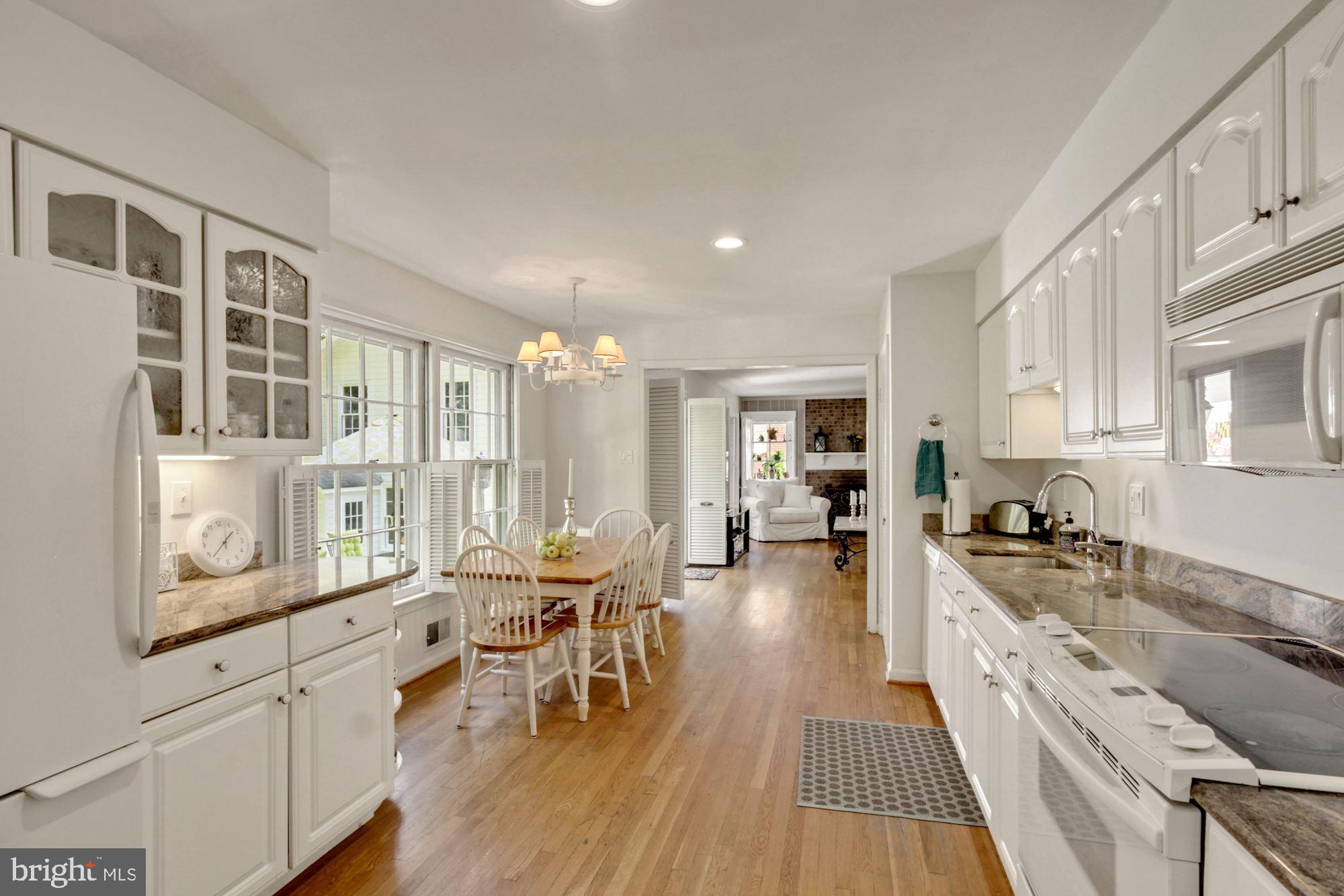 MAPLEWOOD - Residential