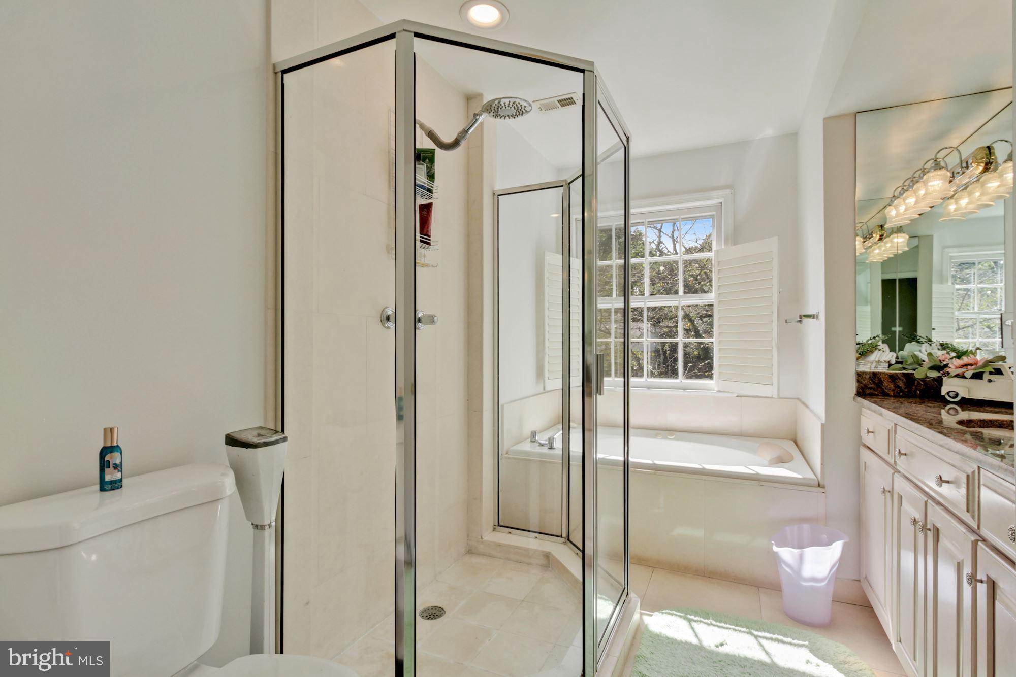 MAPLEWOOD - Residential