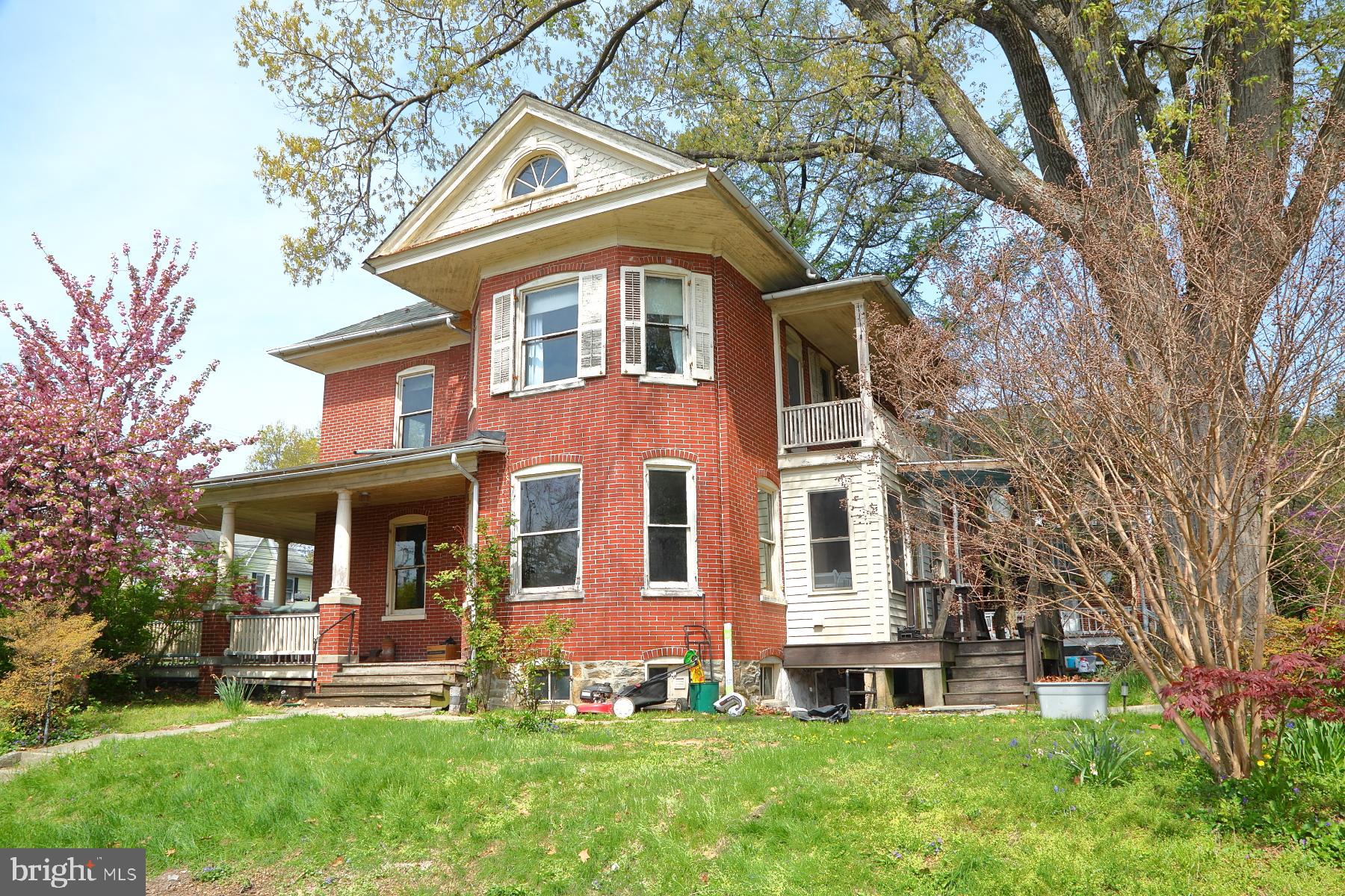 1953 WILLOW STREET PIKE
