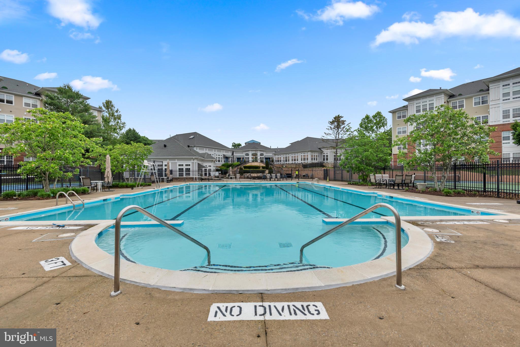 CAMERON GROVE - Residential