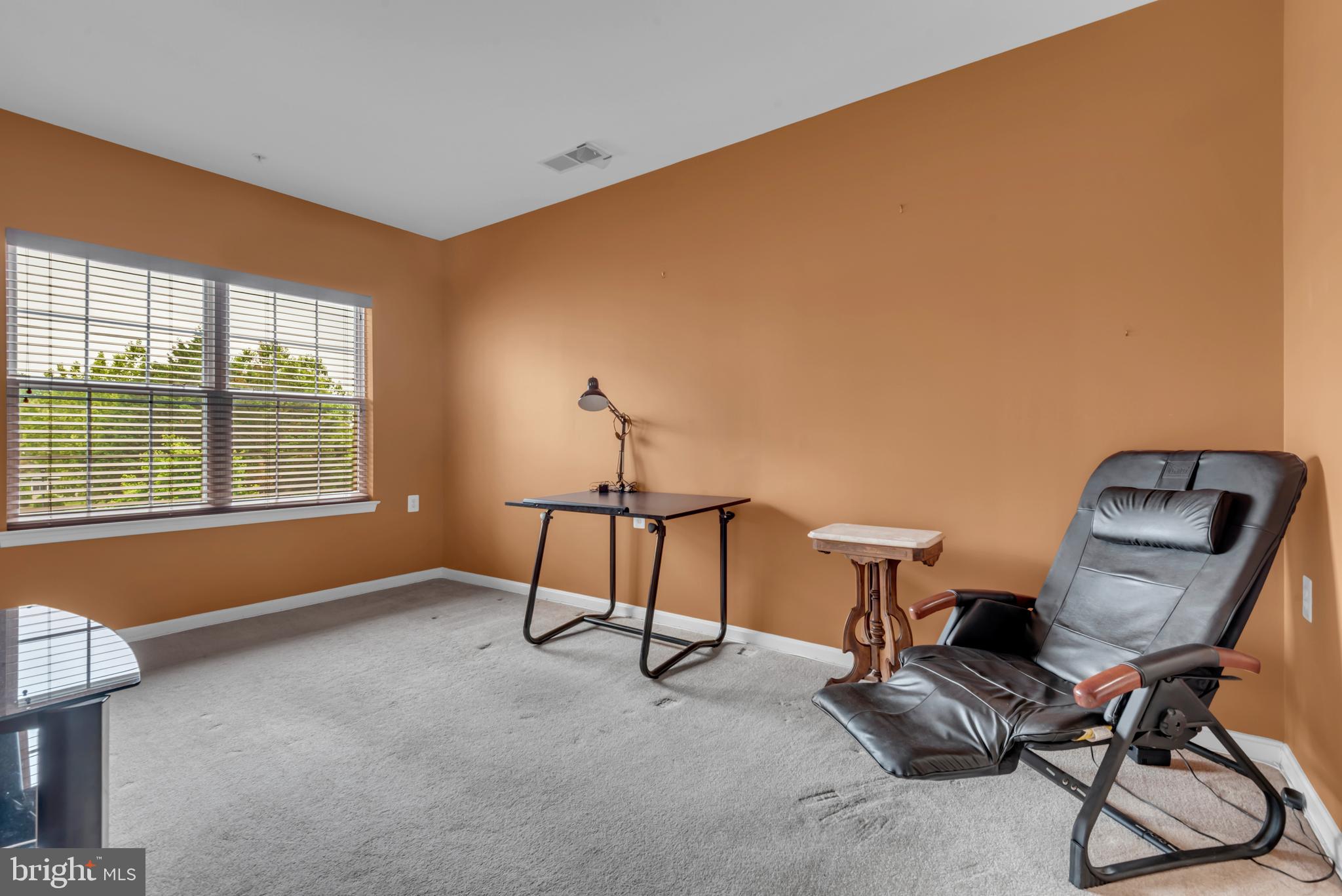 CAMERON GROVE - Residential