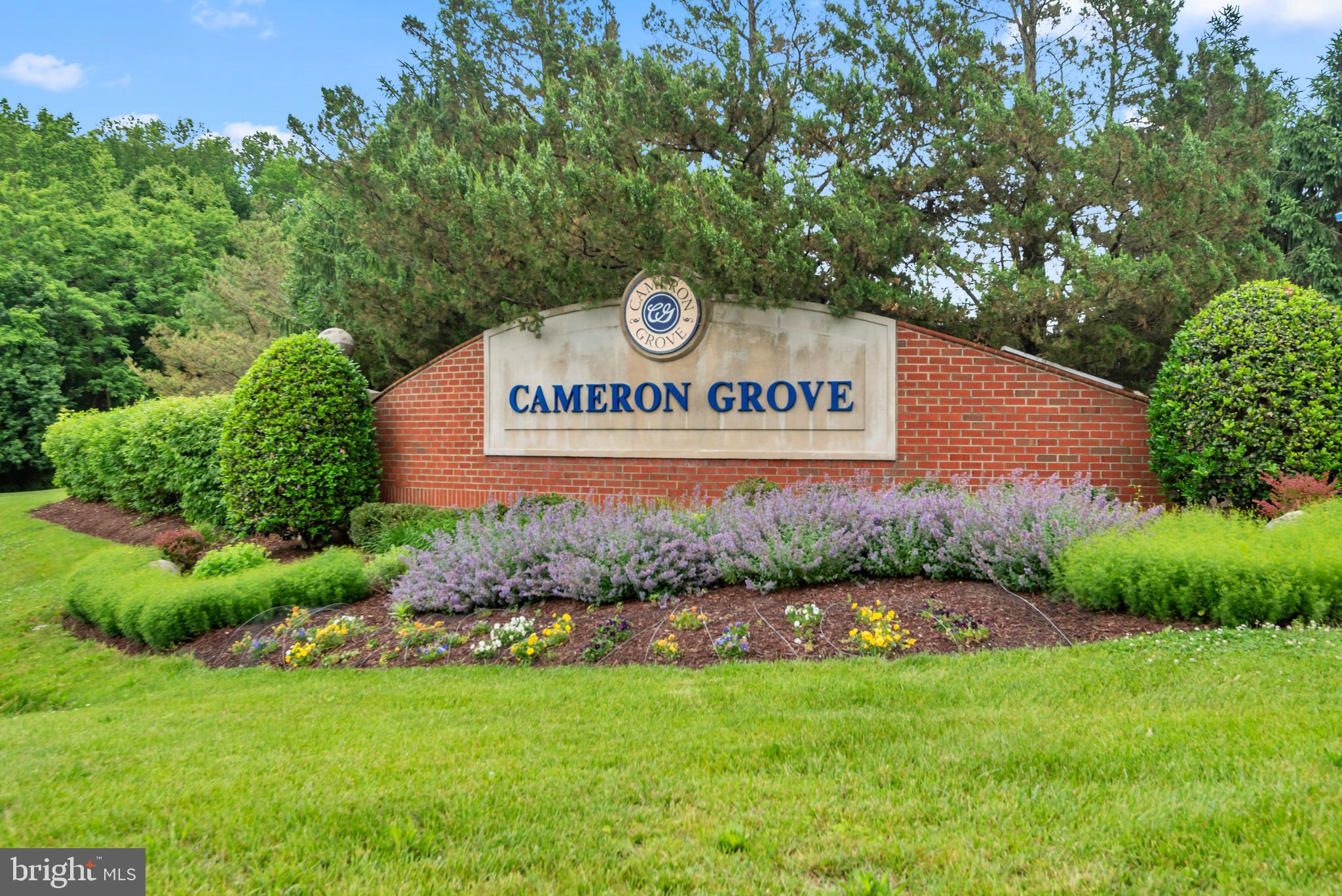 CAMERON GROVE - Residential