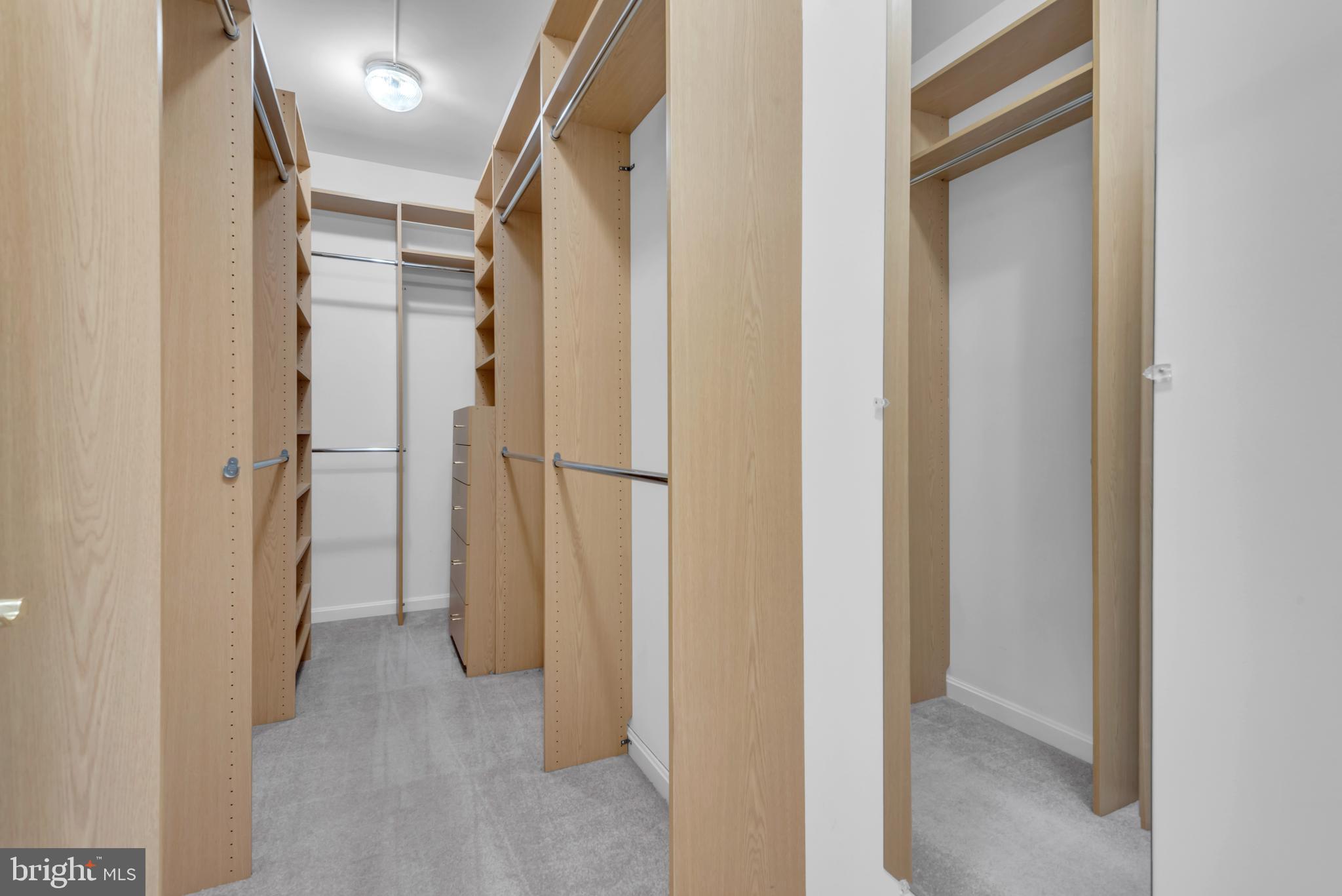 CAMERON GROVE - Residential