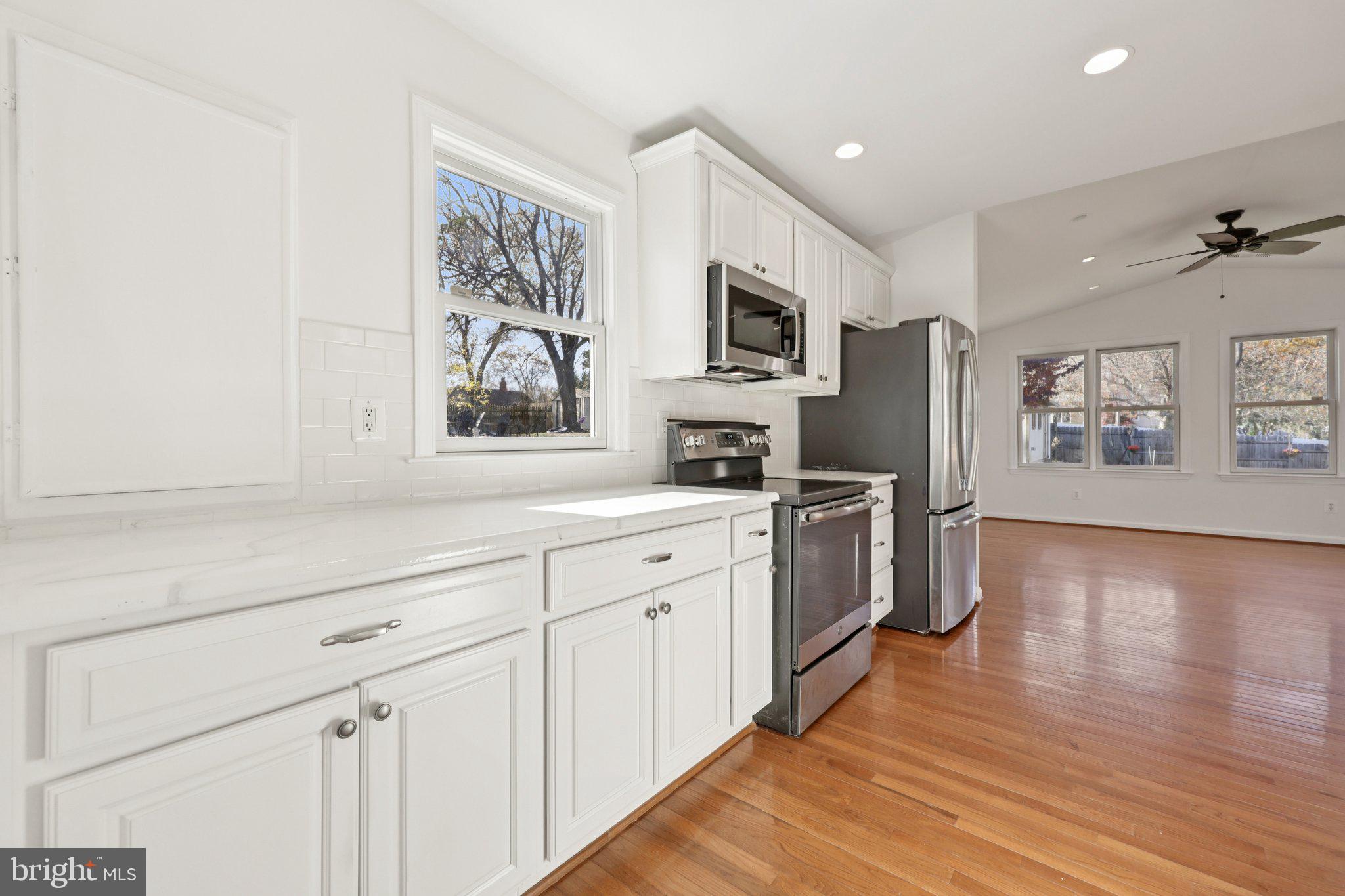 BEL AIR - Residential