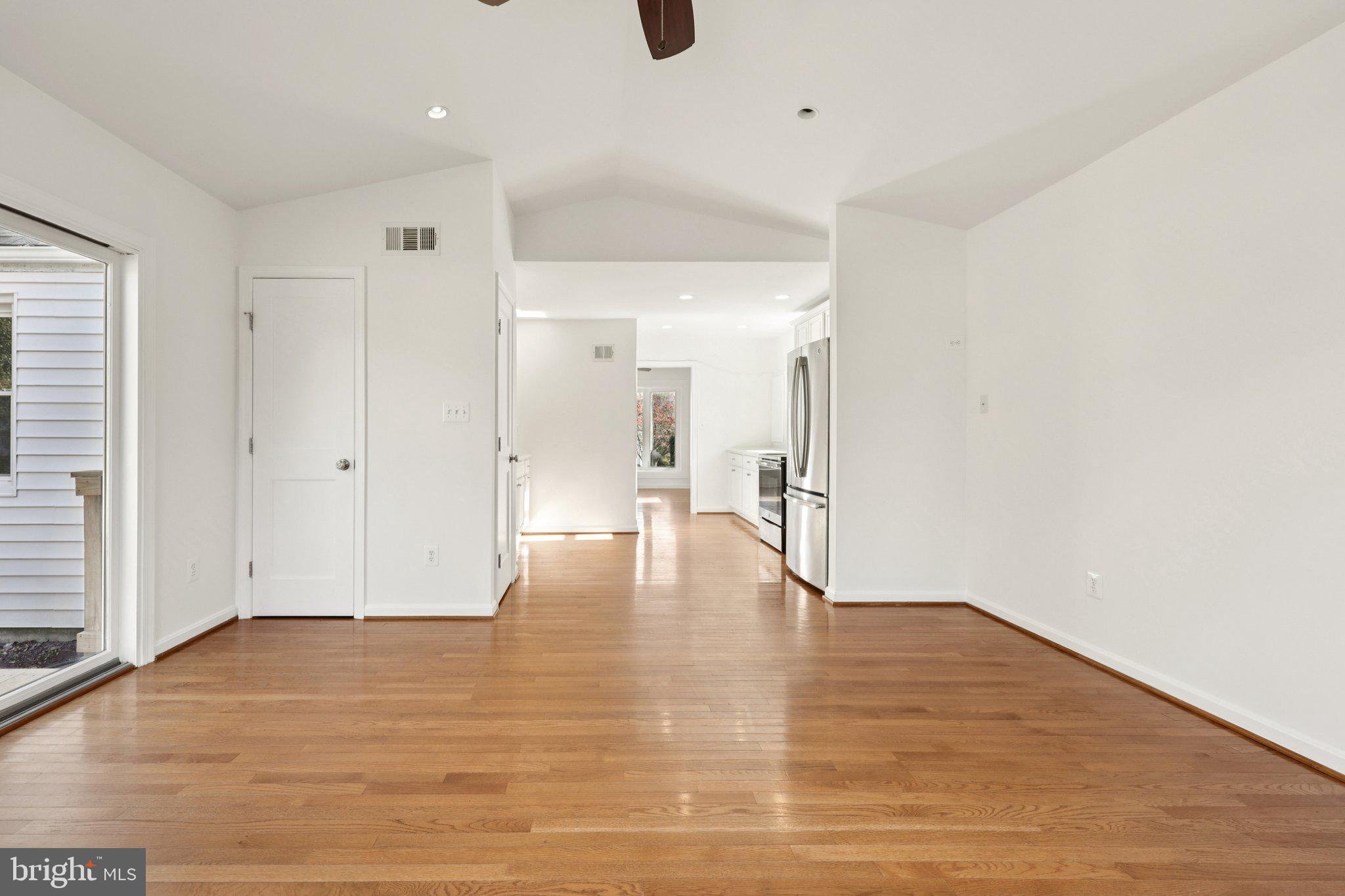 BEL AIR - Residential