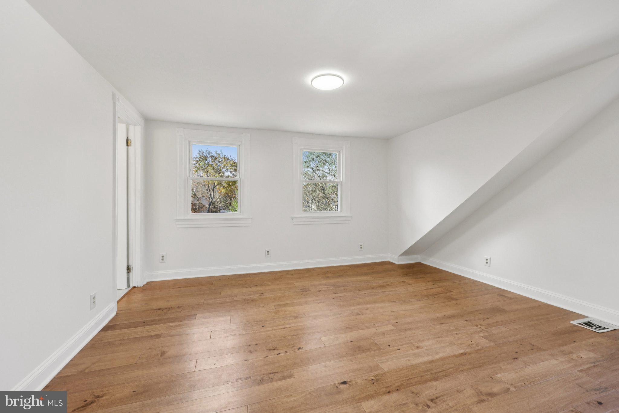 BEL AIR - Residential