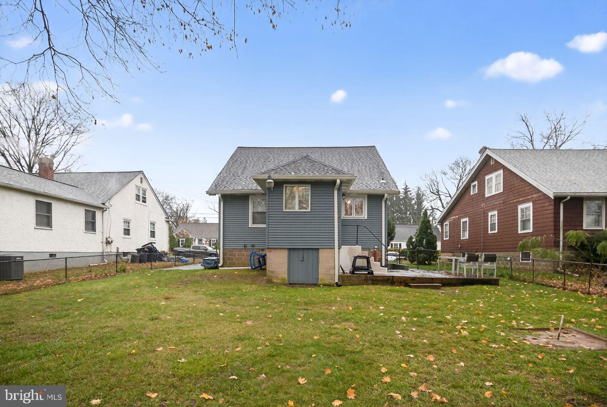 GLENSIDE - Residential