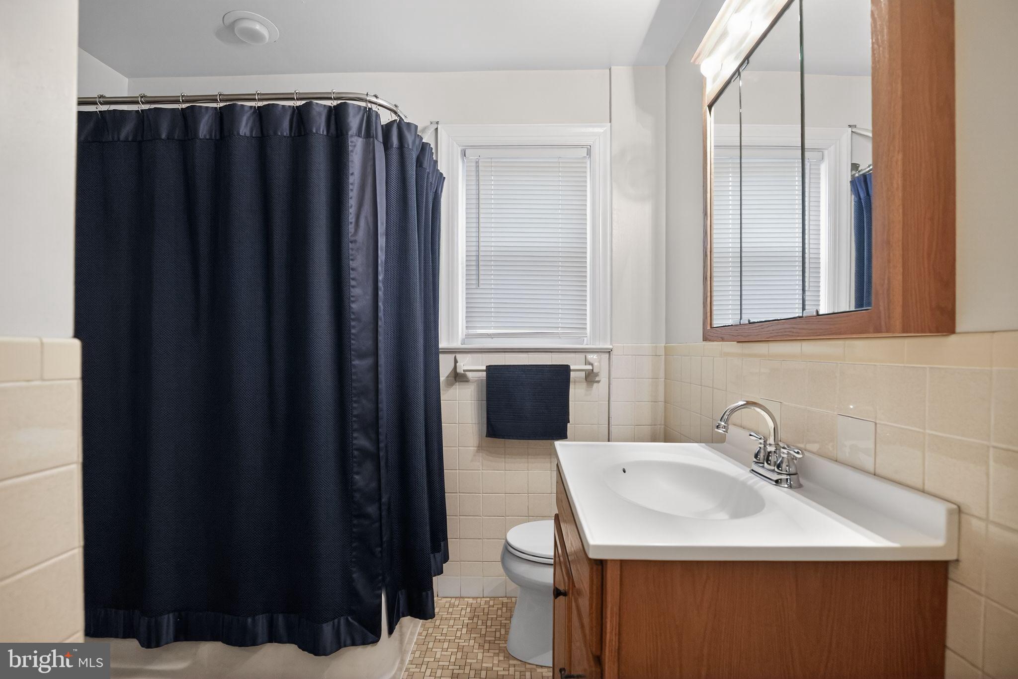 GLENSIDE - Residential