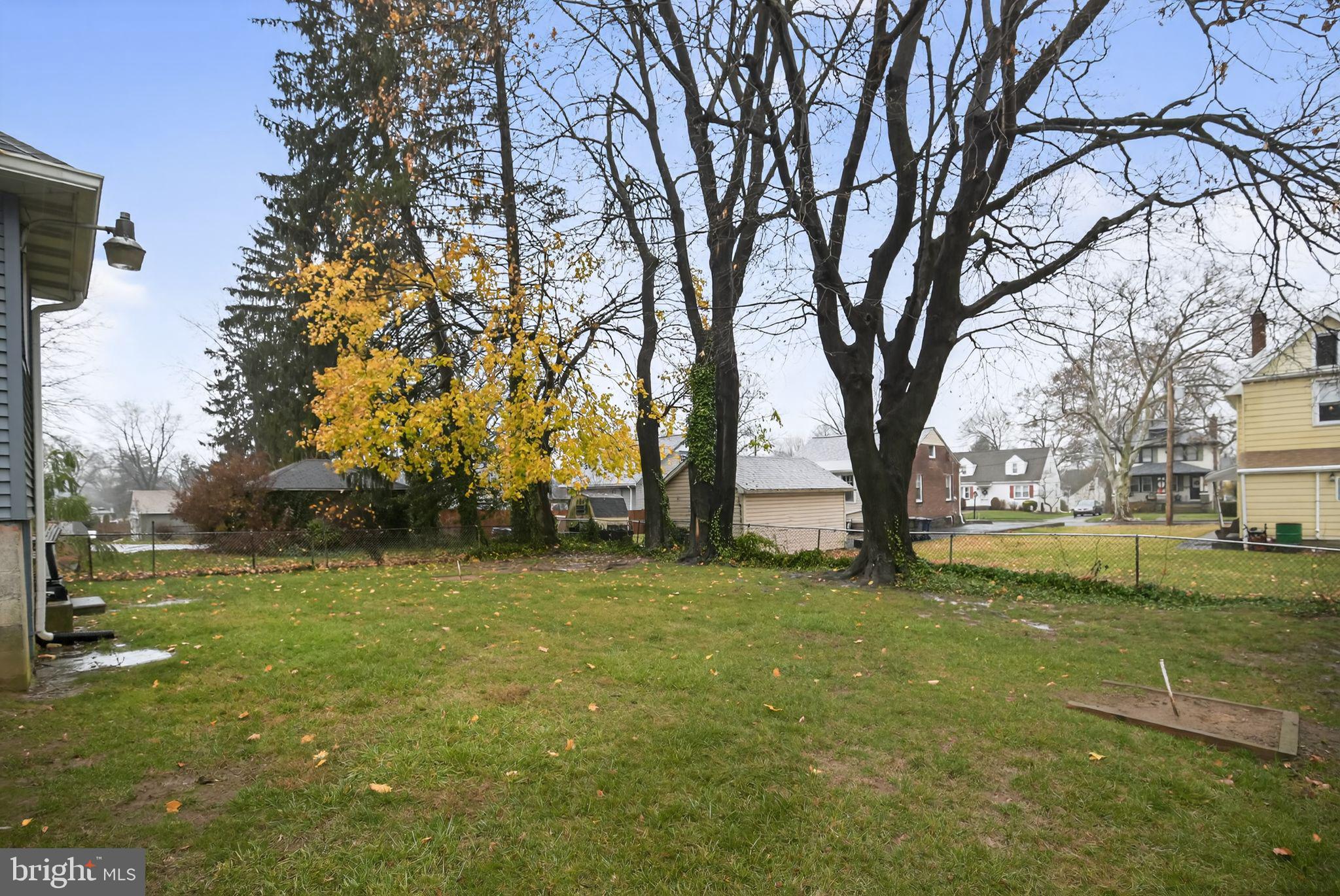 GLENSIDE - Residential