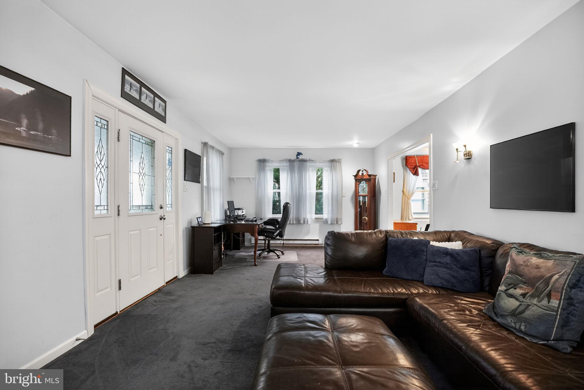 GLENSIDE - Residential