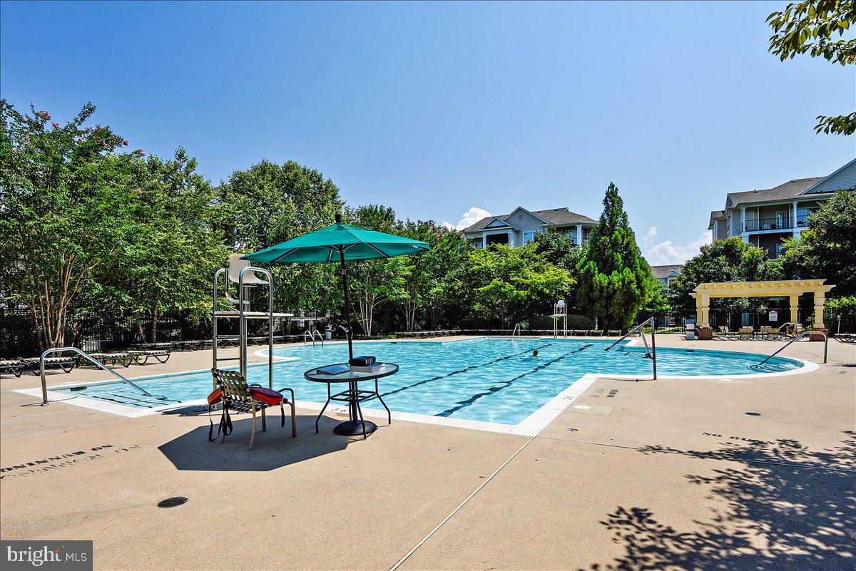 ASHMORE AT GERMANOWN COMMUNITY - Residential