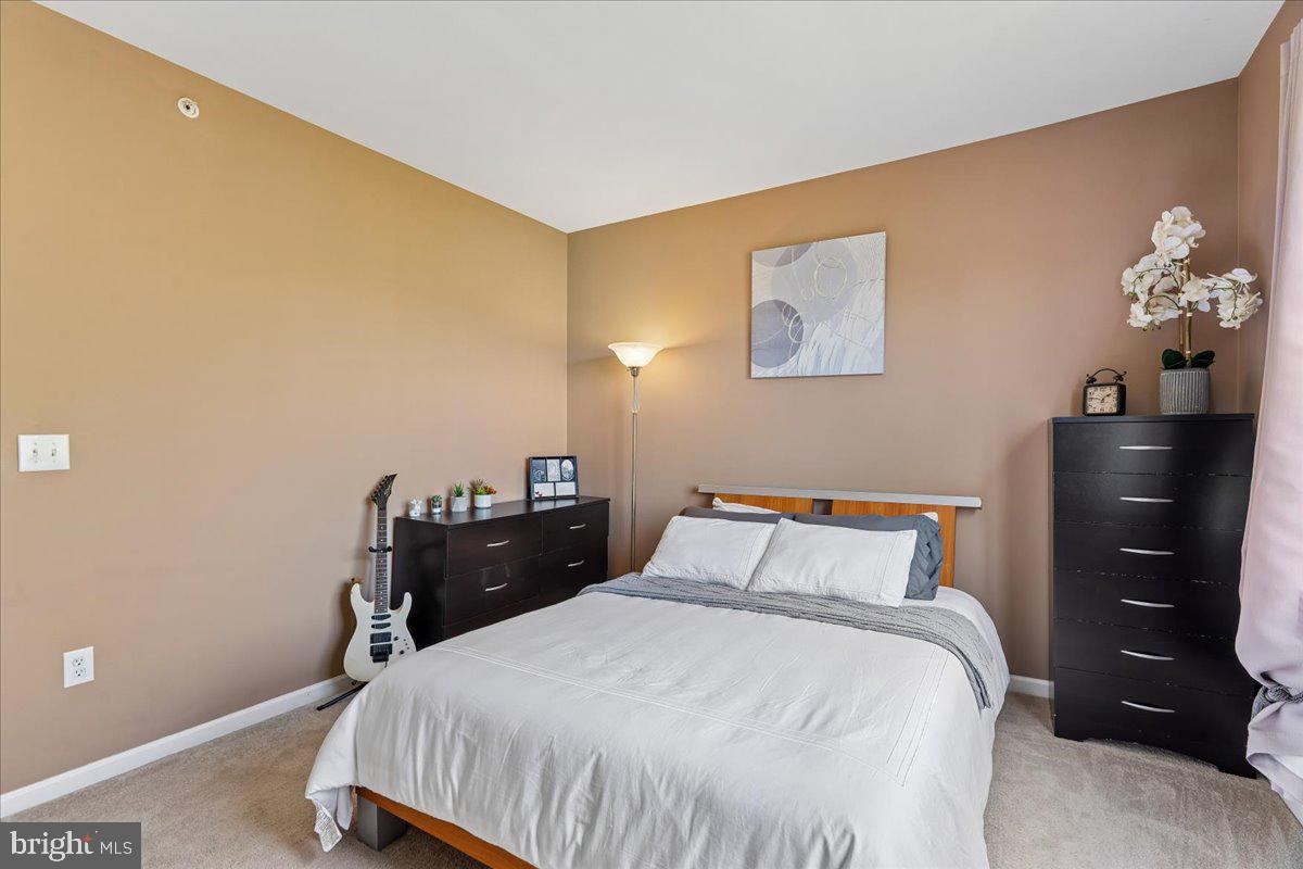 ASHMORE AT GERMANOWN COMMUNITY - Residential