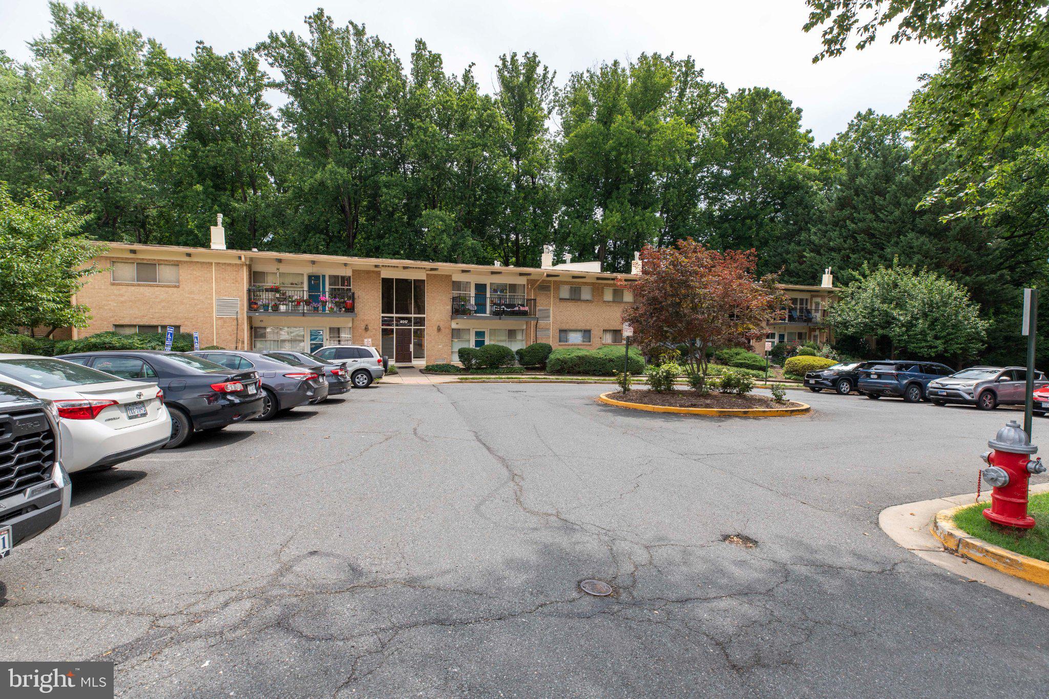 4917 AMERICANA DRIVE 106