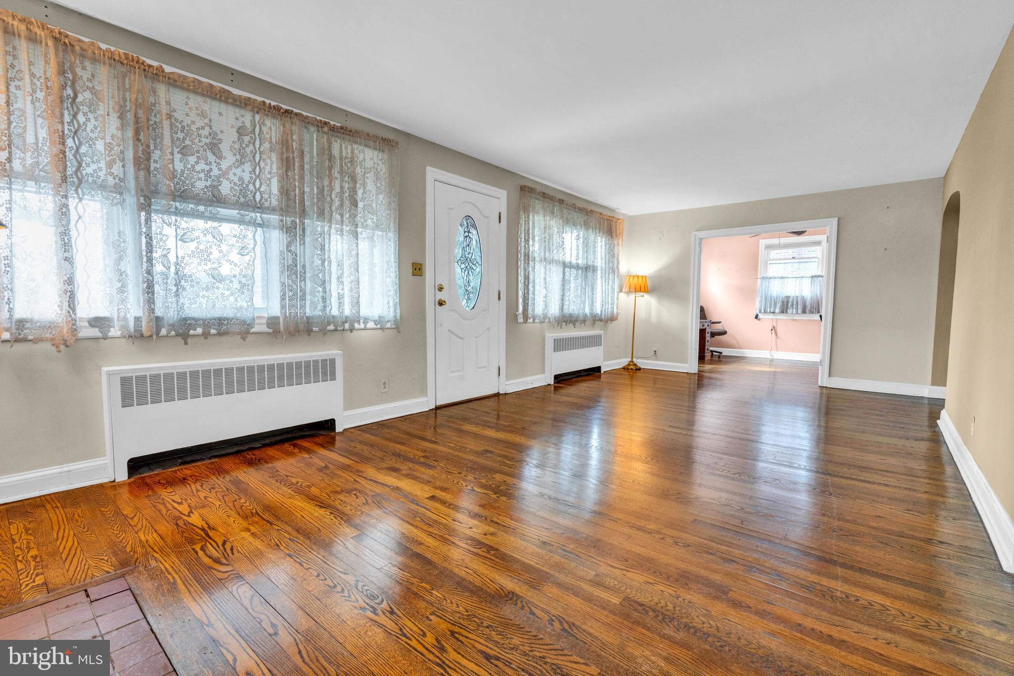 CLIFTON HEIGHTS - Residential