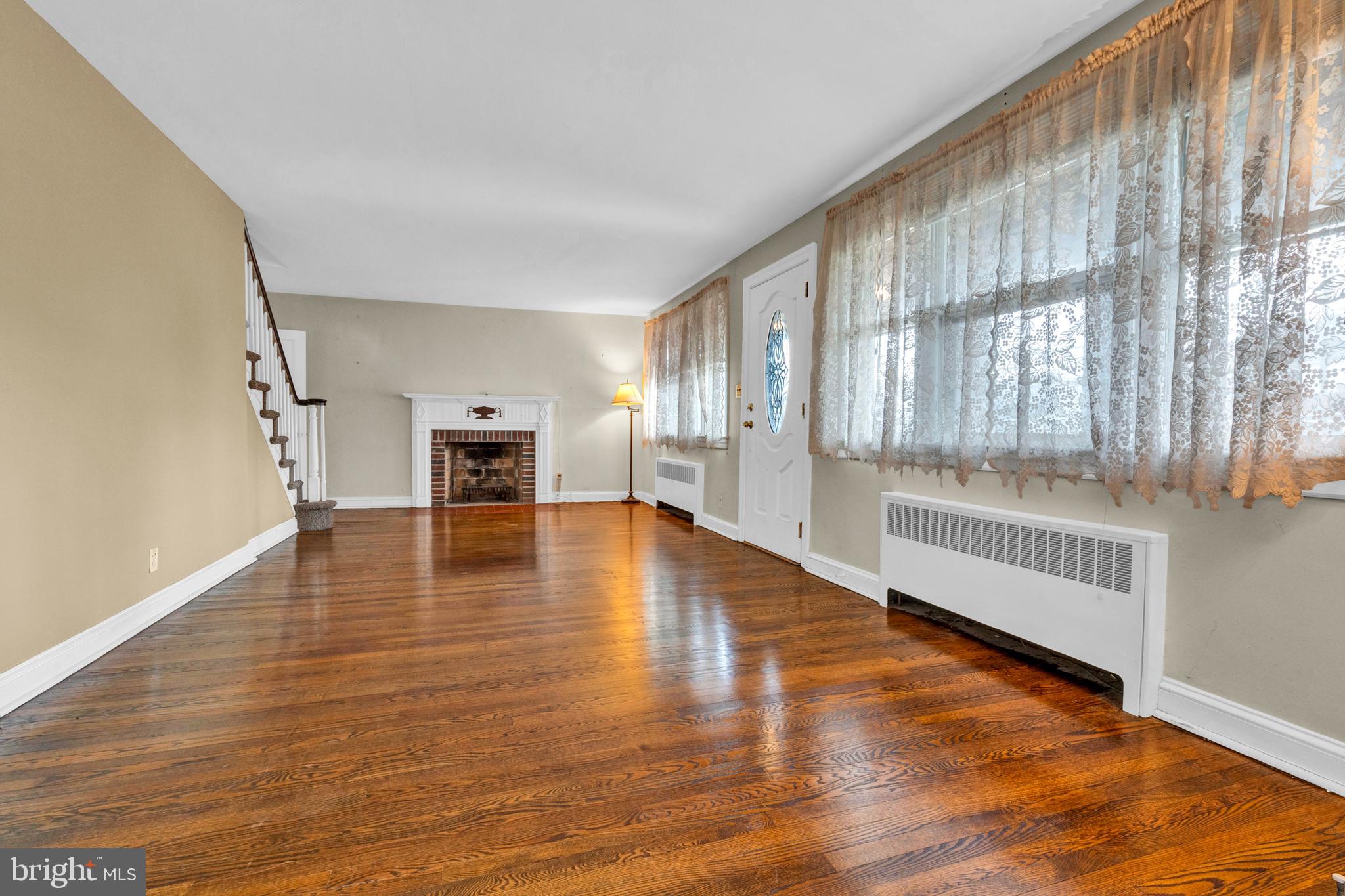 CLIFTON HEIGHTS - Residential