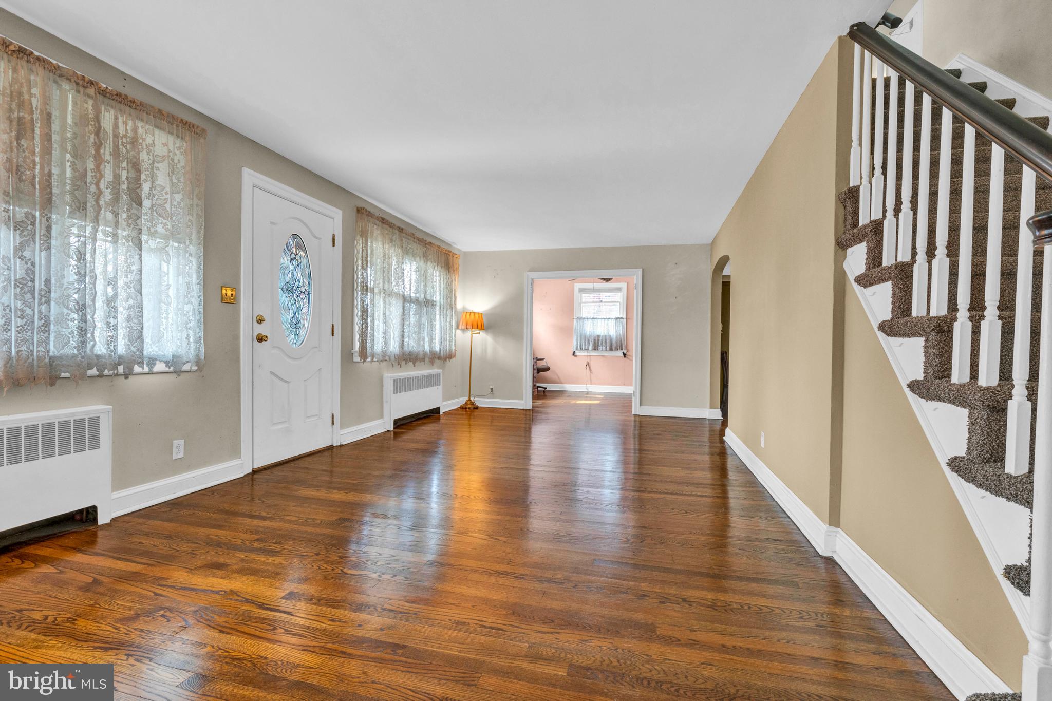 CLIFTON HEIGHTS - Residential