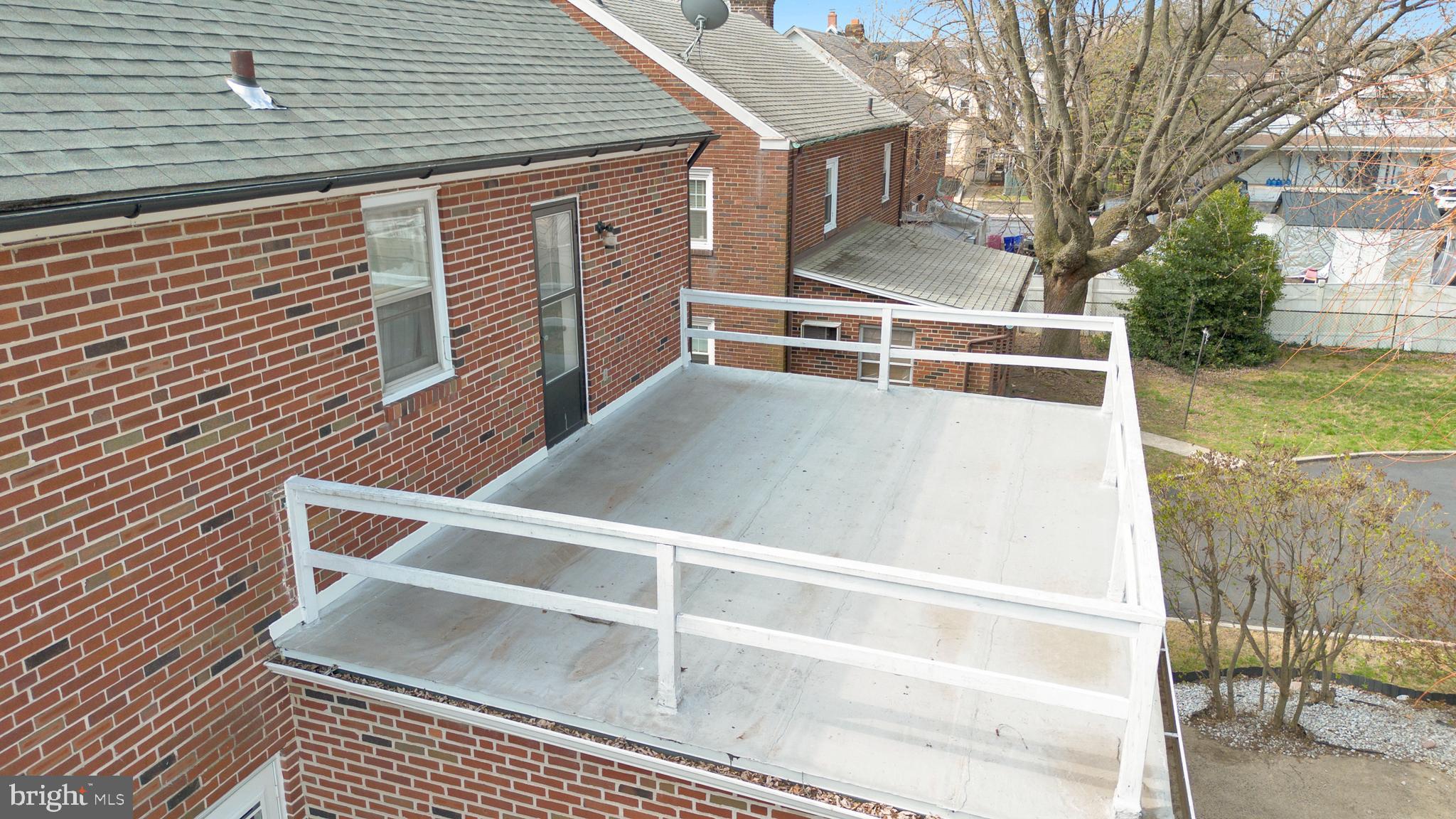 CLIFTON HEIGHTS - Residential