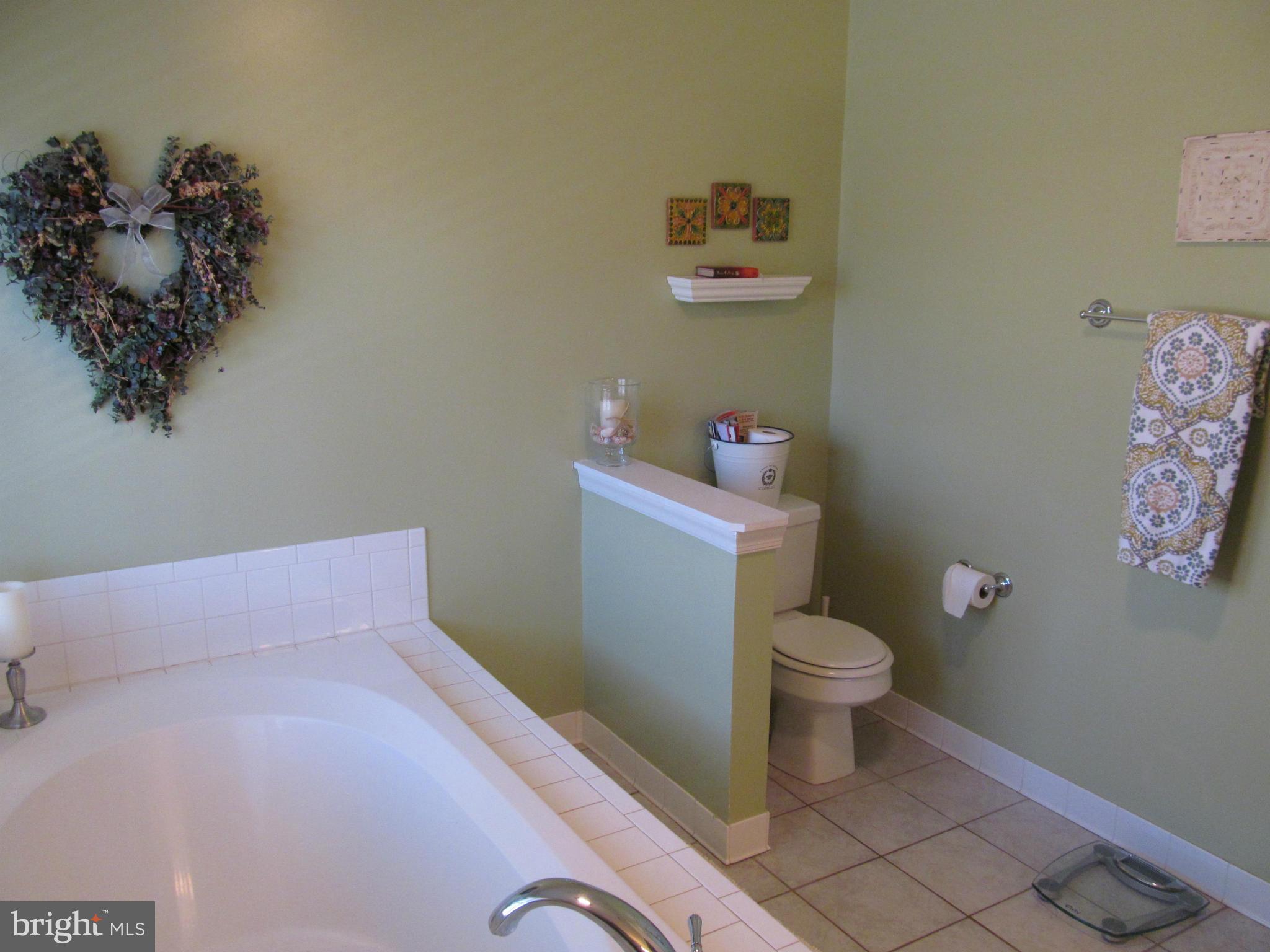 PRIVATE COLONY - Residential