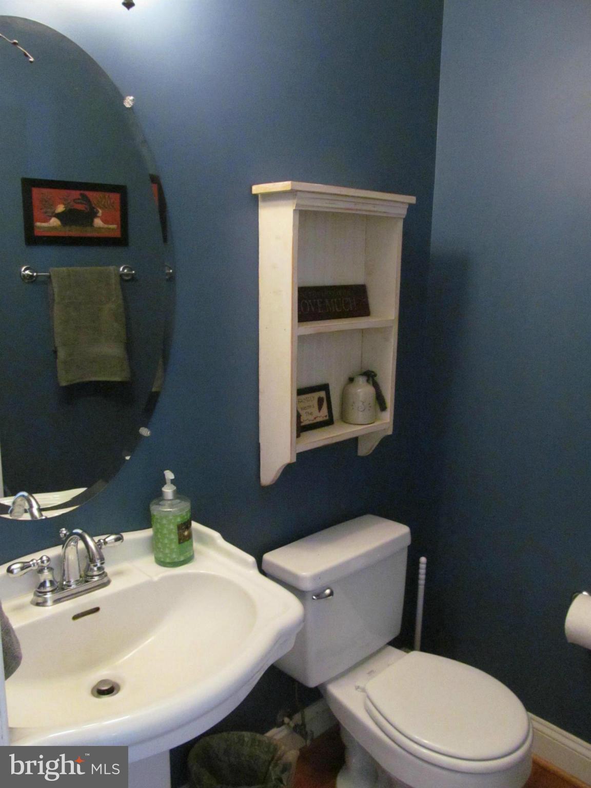 PRIVATE COLONY - Residential