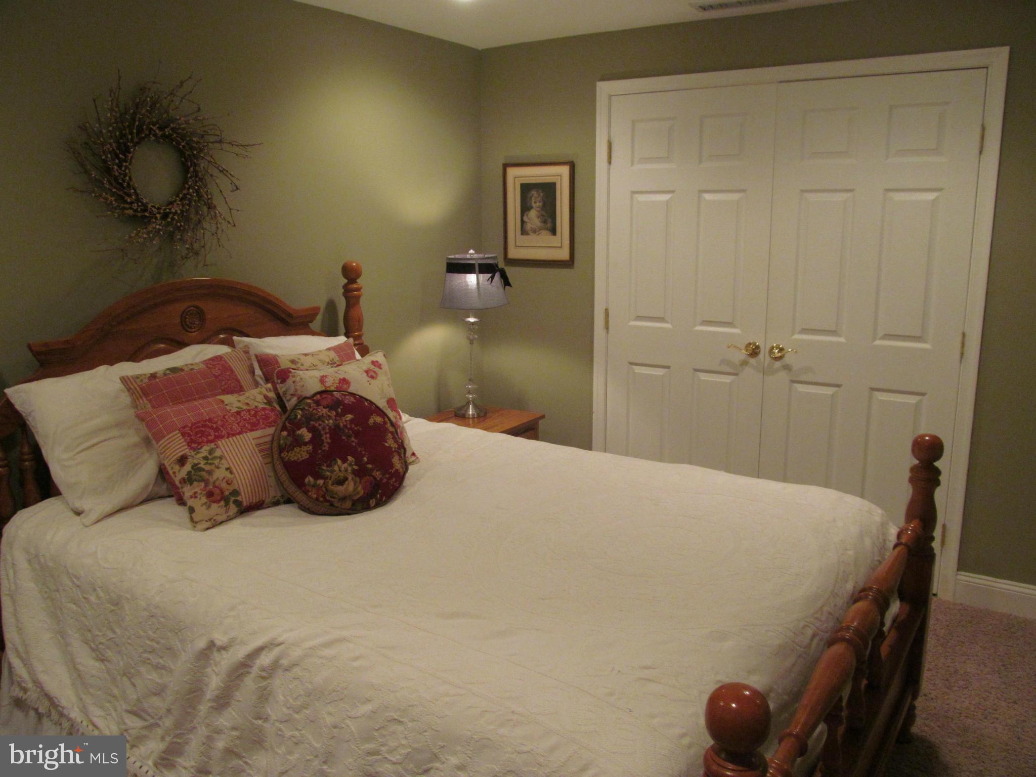 PRIVATE COLONY - Residential