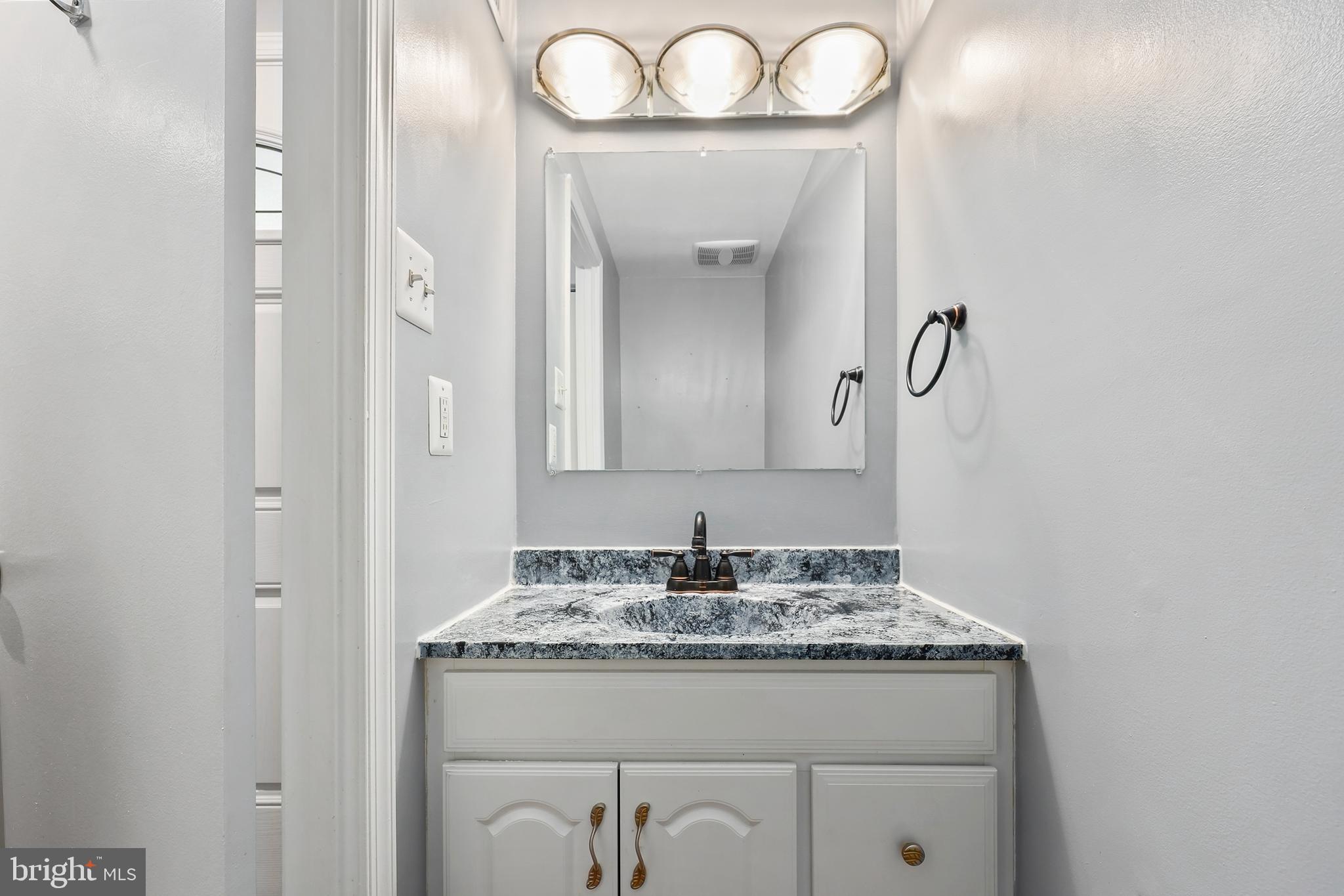 COVINGTON - Residential