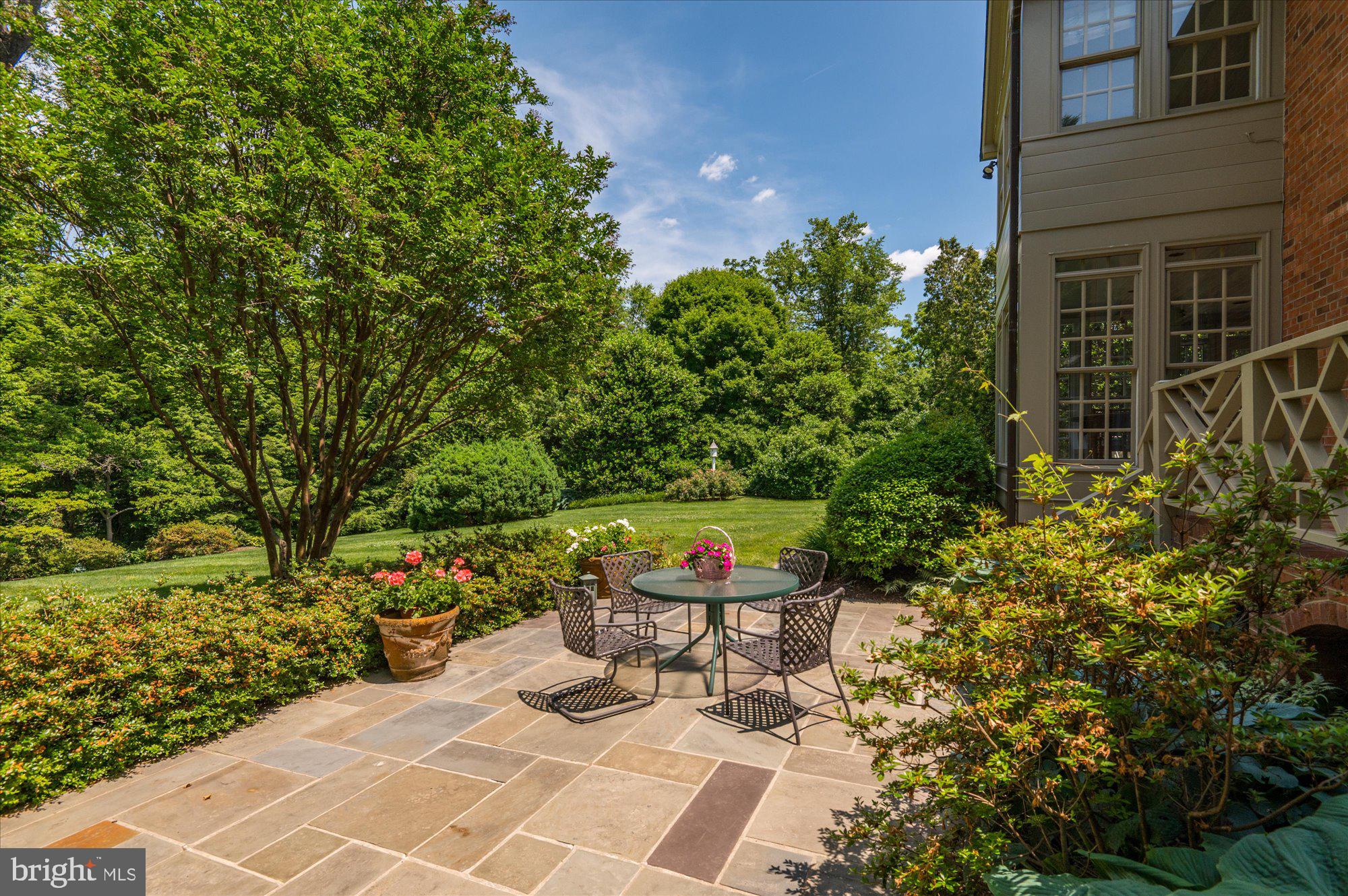 MCAULEY PARK - Residential