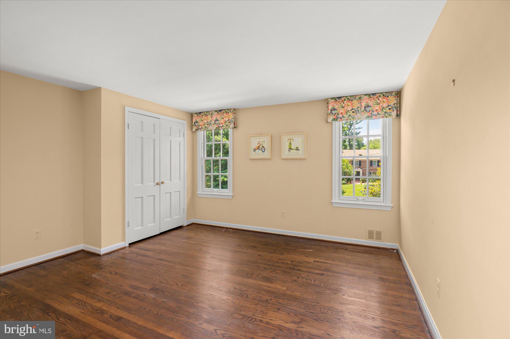 MCAULEY PARK - Residential