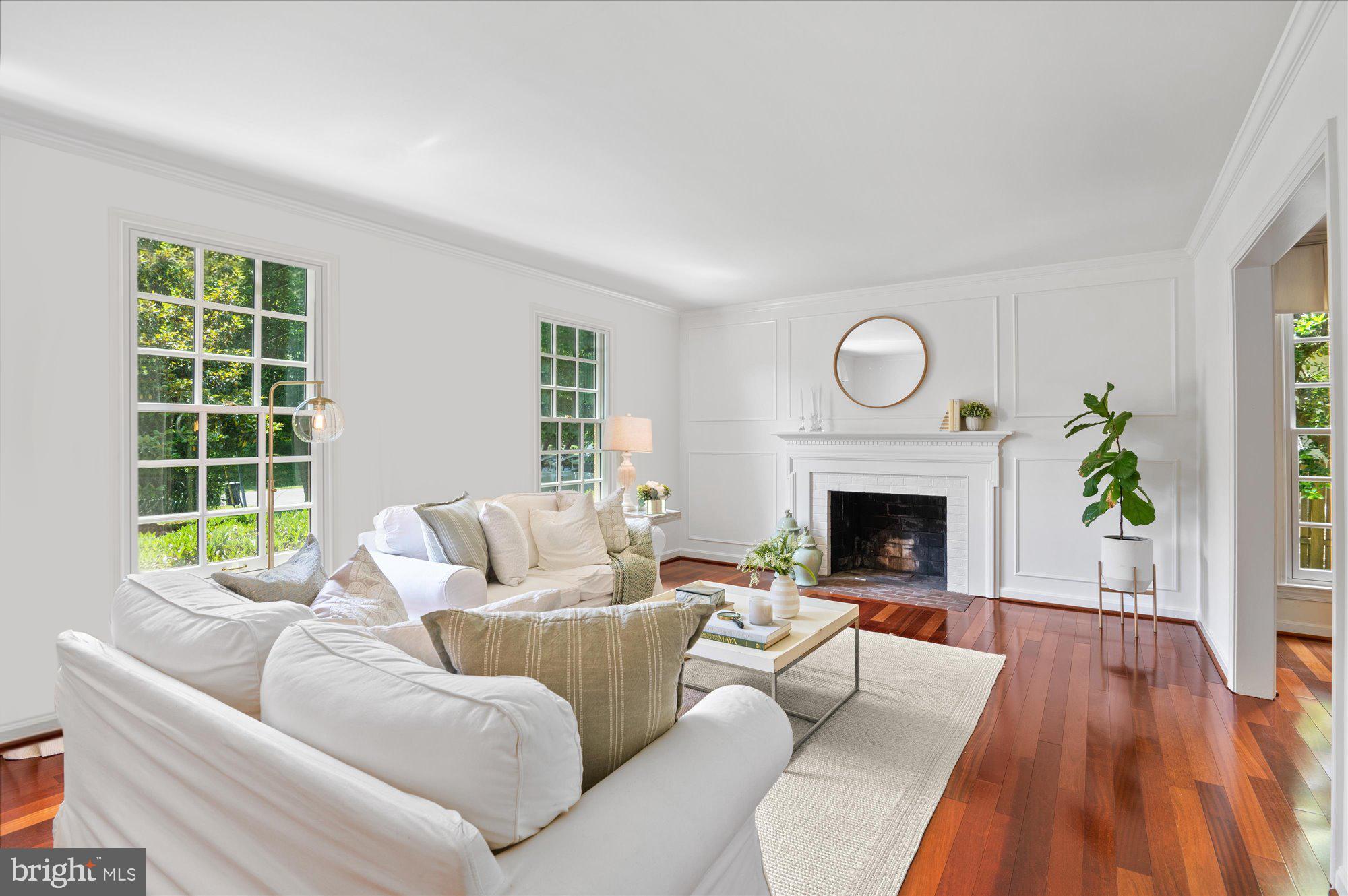 MCAULEY PARK - Residential