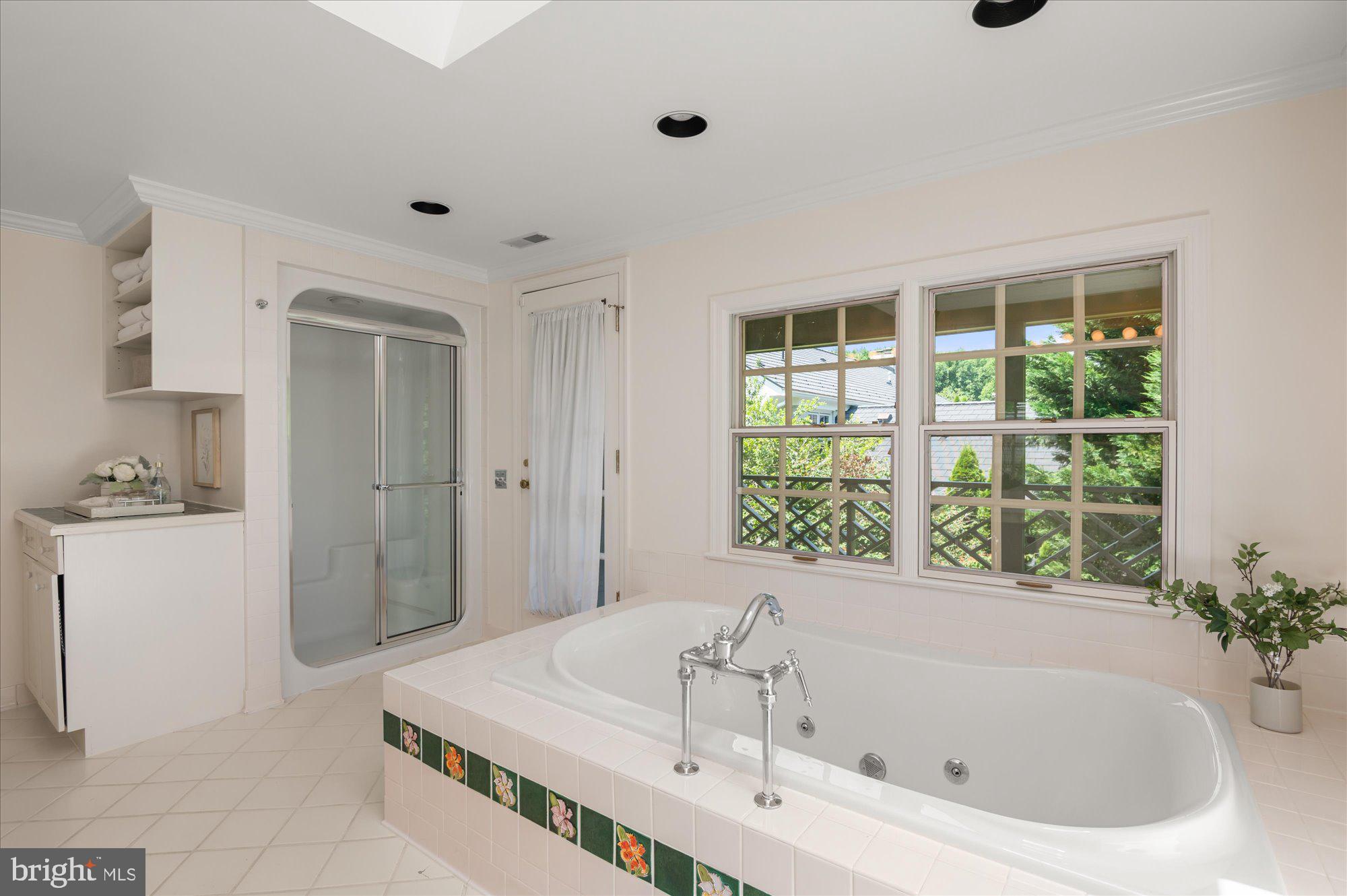 MCAULEY PARK - Residential