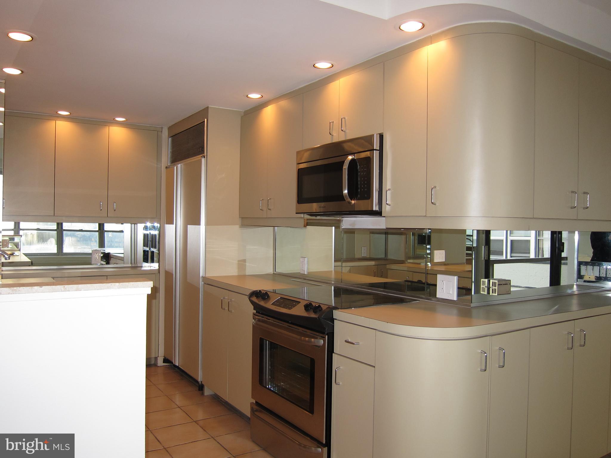 RITTENHOUSE SQUARE - Residential Lease