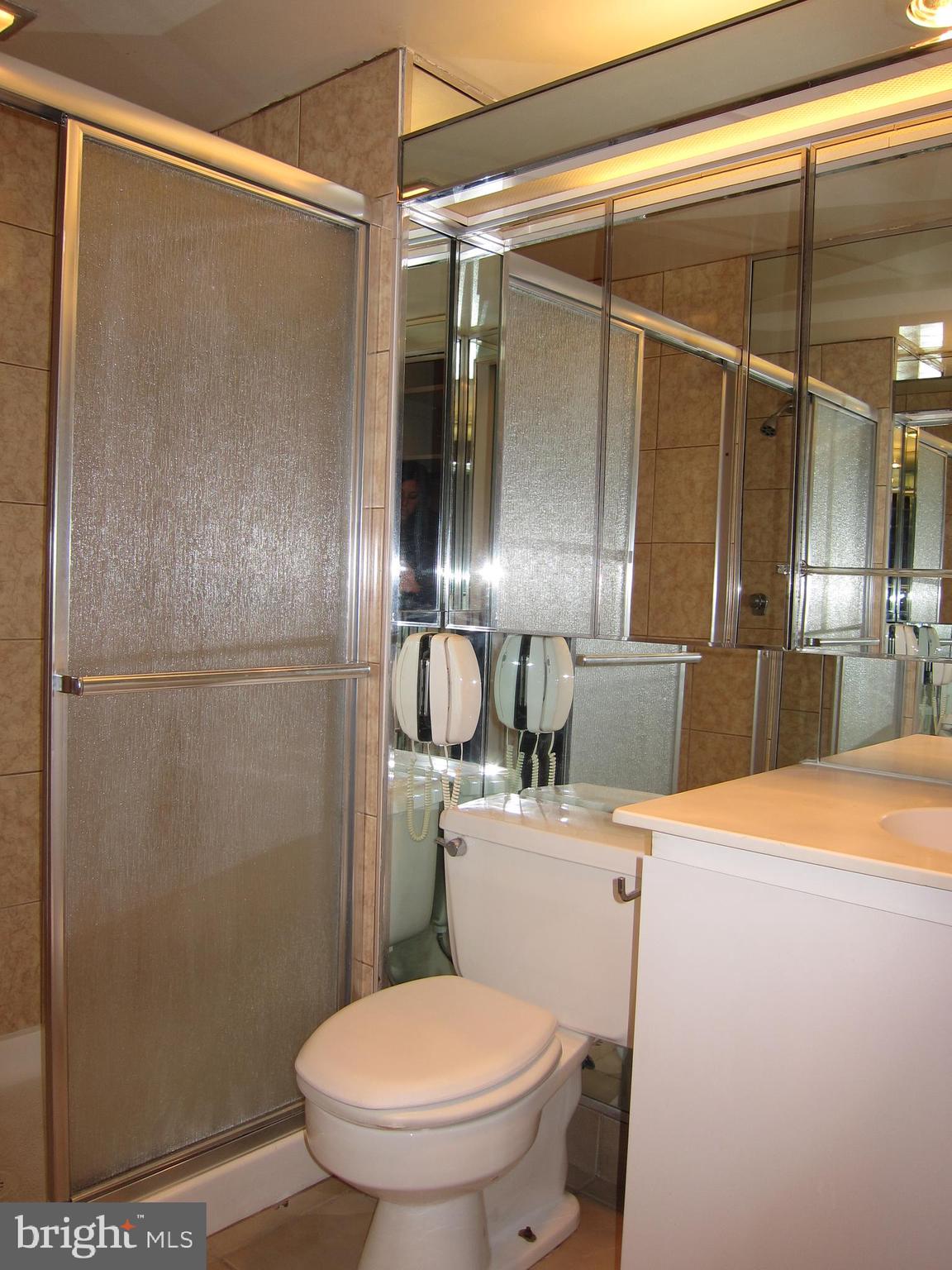 RITTENHOUSE SQUARE - Residential Lease