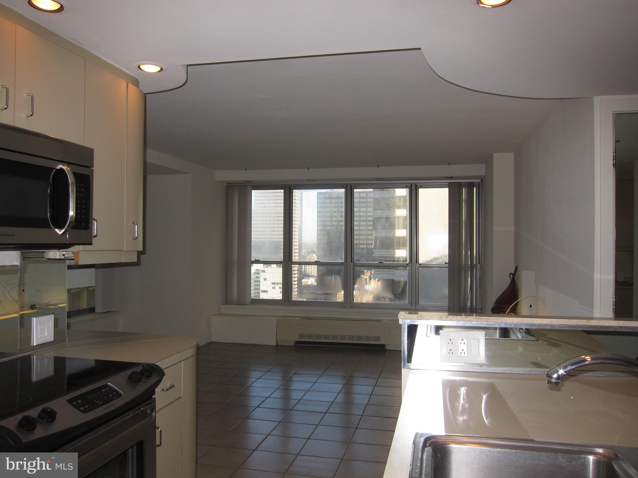 RITTENHOUSE SQUARE - Residential Lease